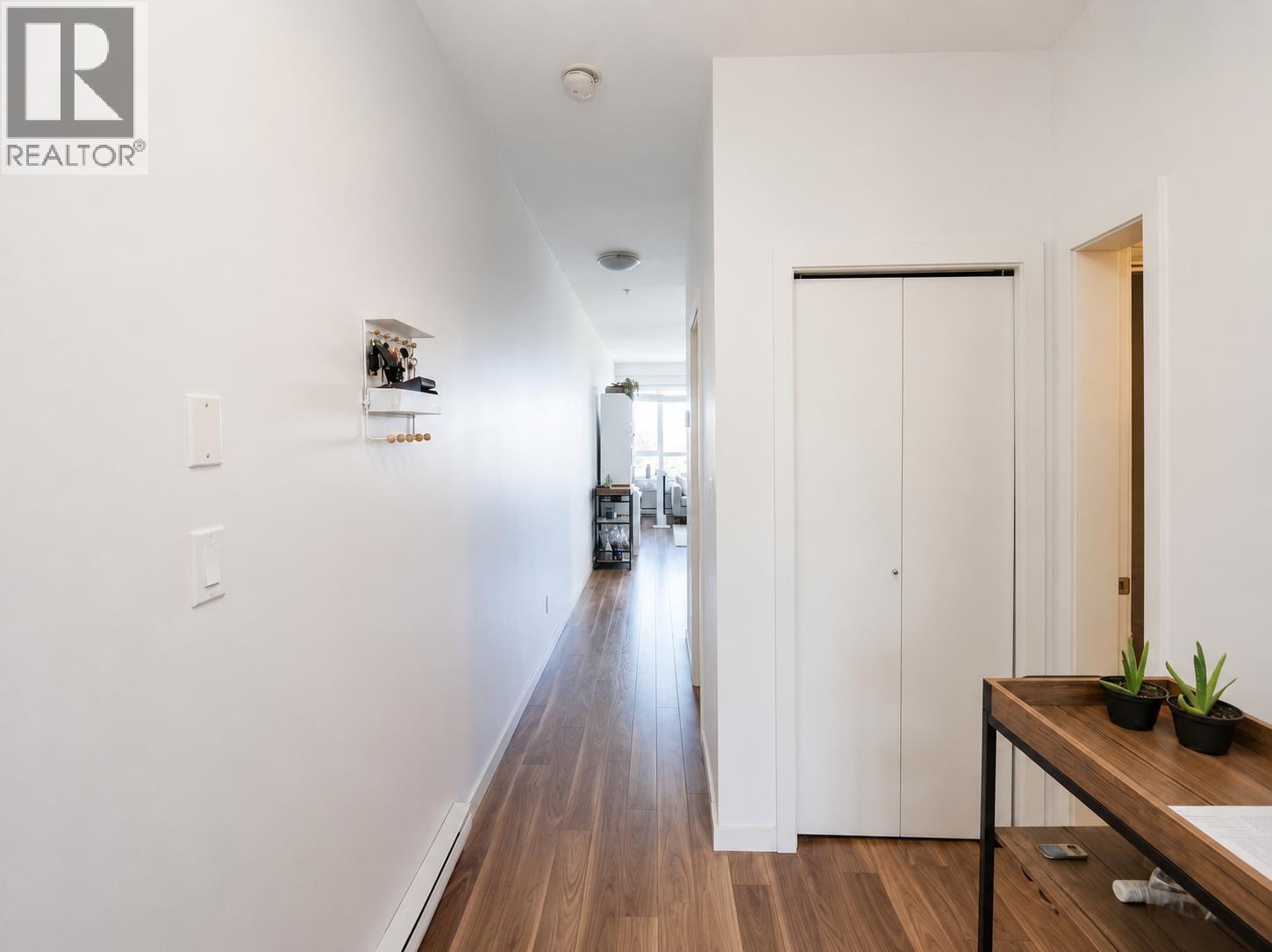 Ph15 5388 Grimmer Street Property Photo 2