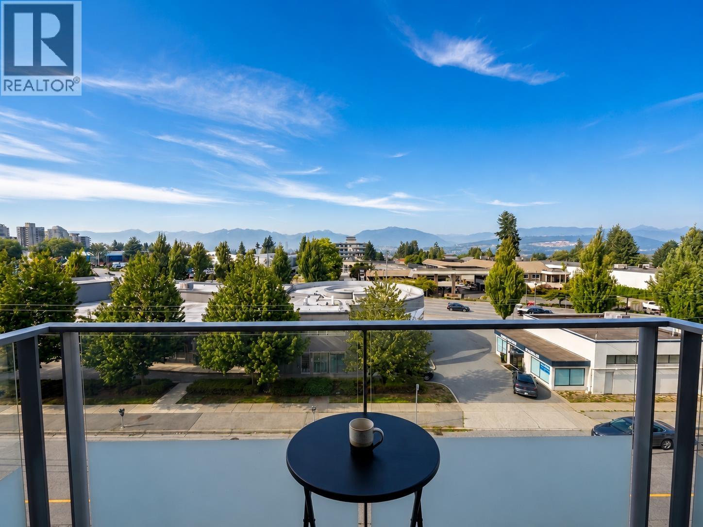Ph15 5388 Grimmer Street Property Photo 7