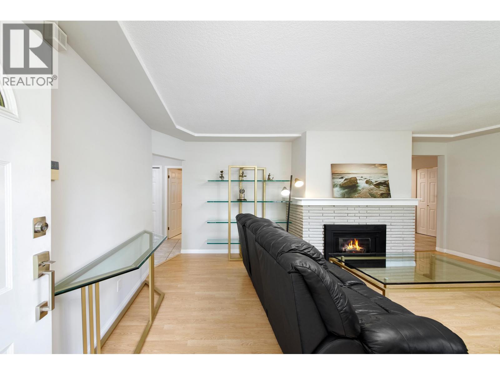 12209 Skillen Street Property Photo 7