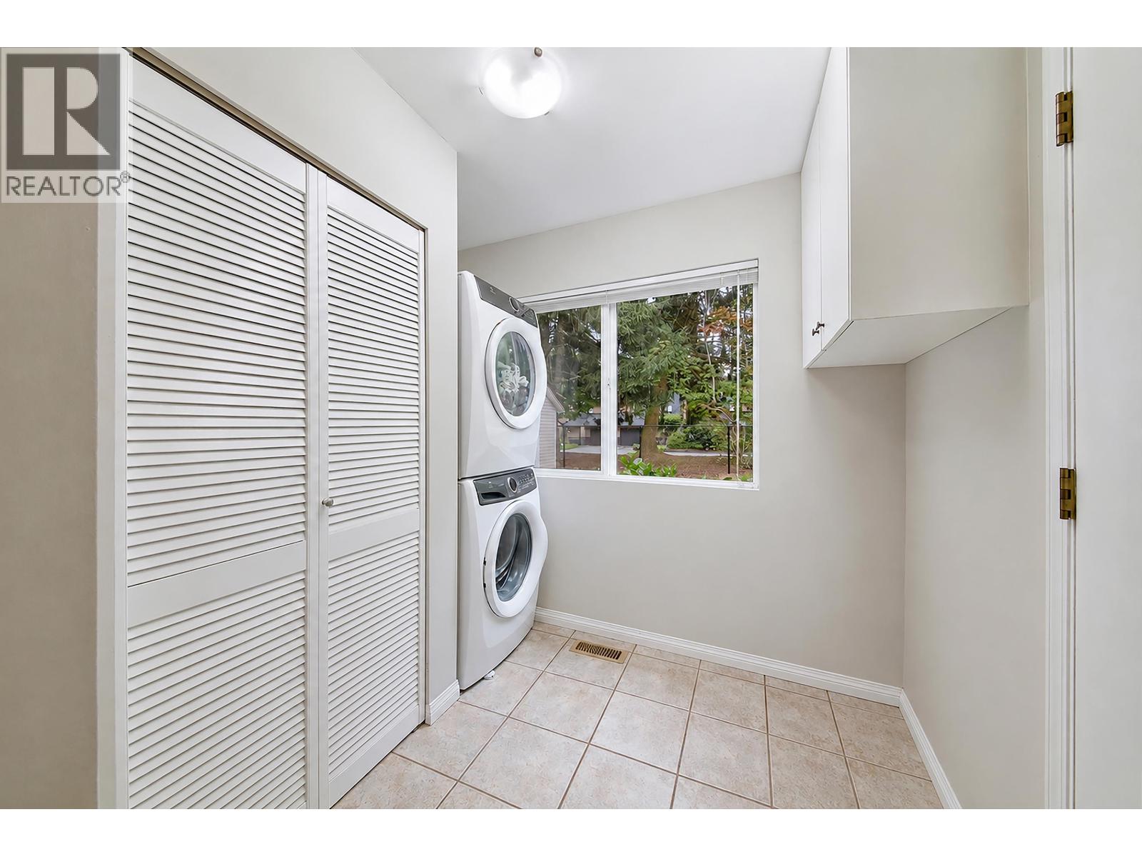 12209 Skillen Street Property Photo 12