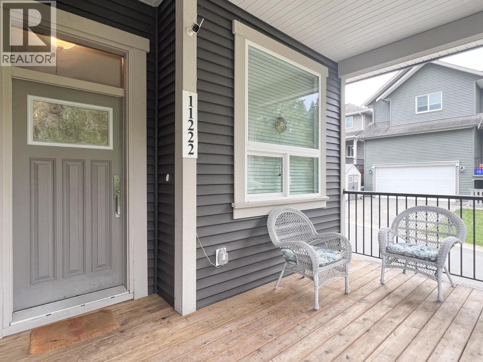 11222 243b Street Property Photo 2