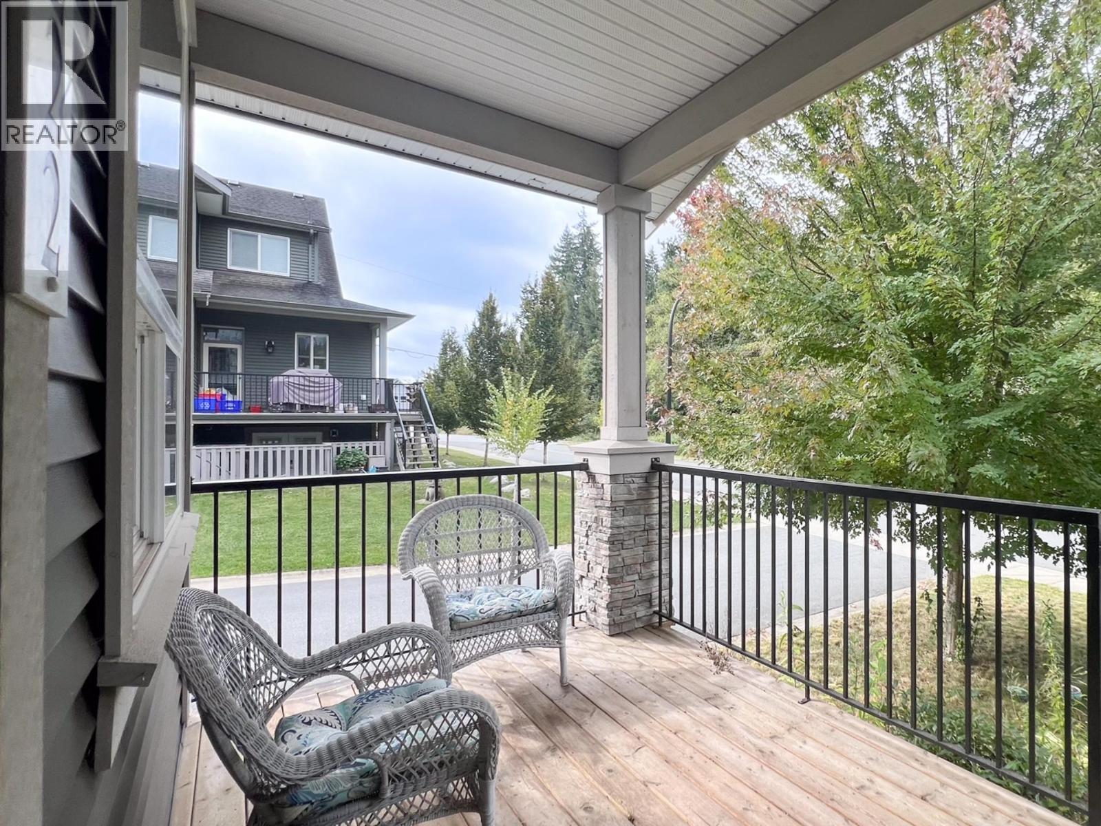 11222 243b Street Property Photo 3