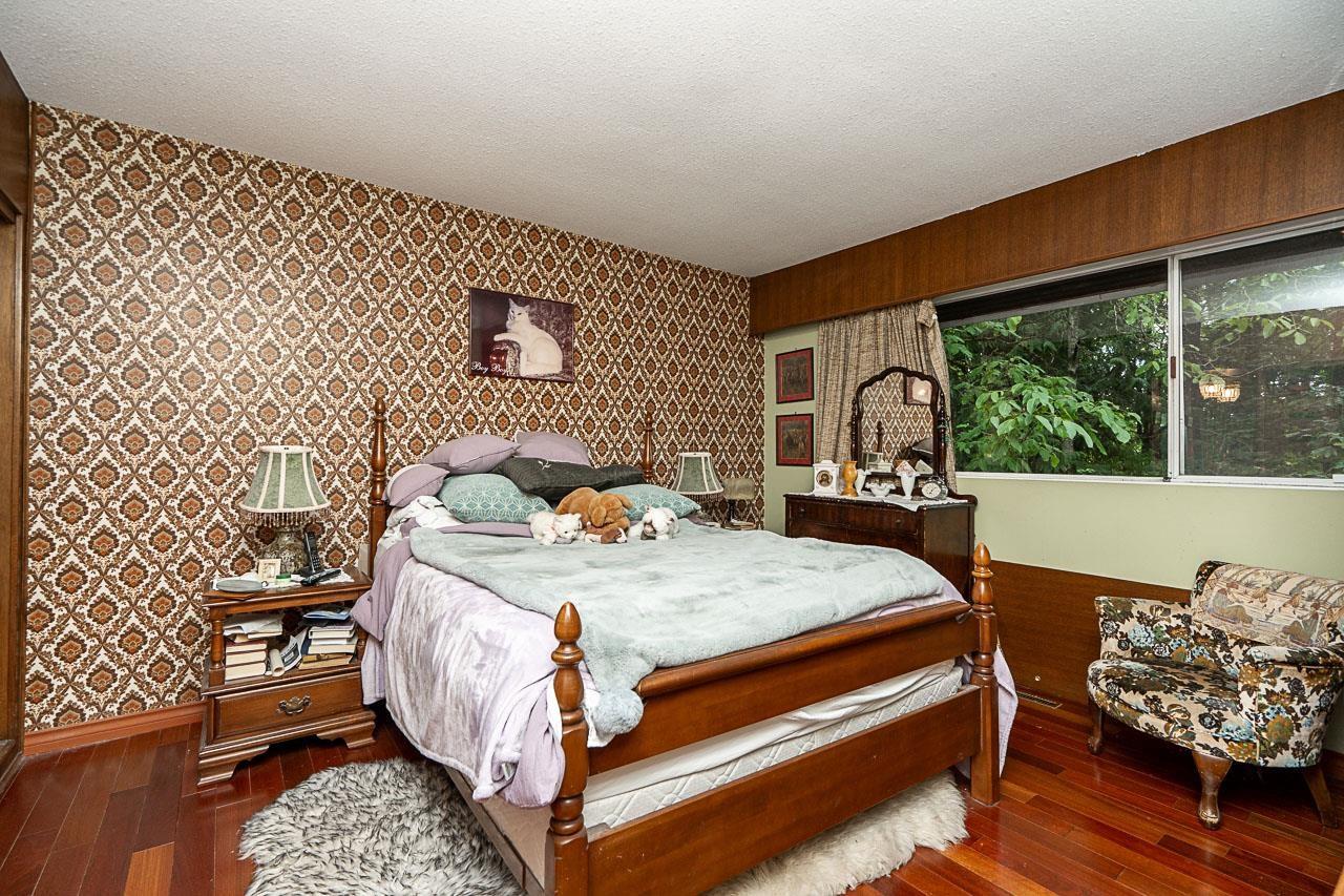20088 Fernridge Crescent Property Photo 11