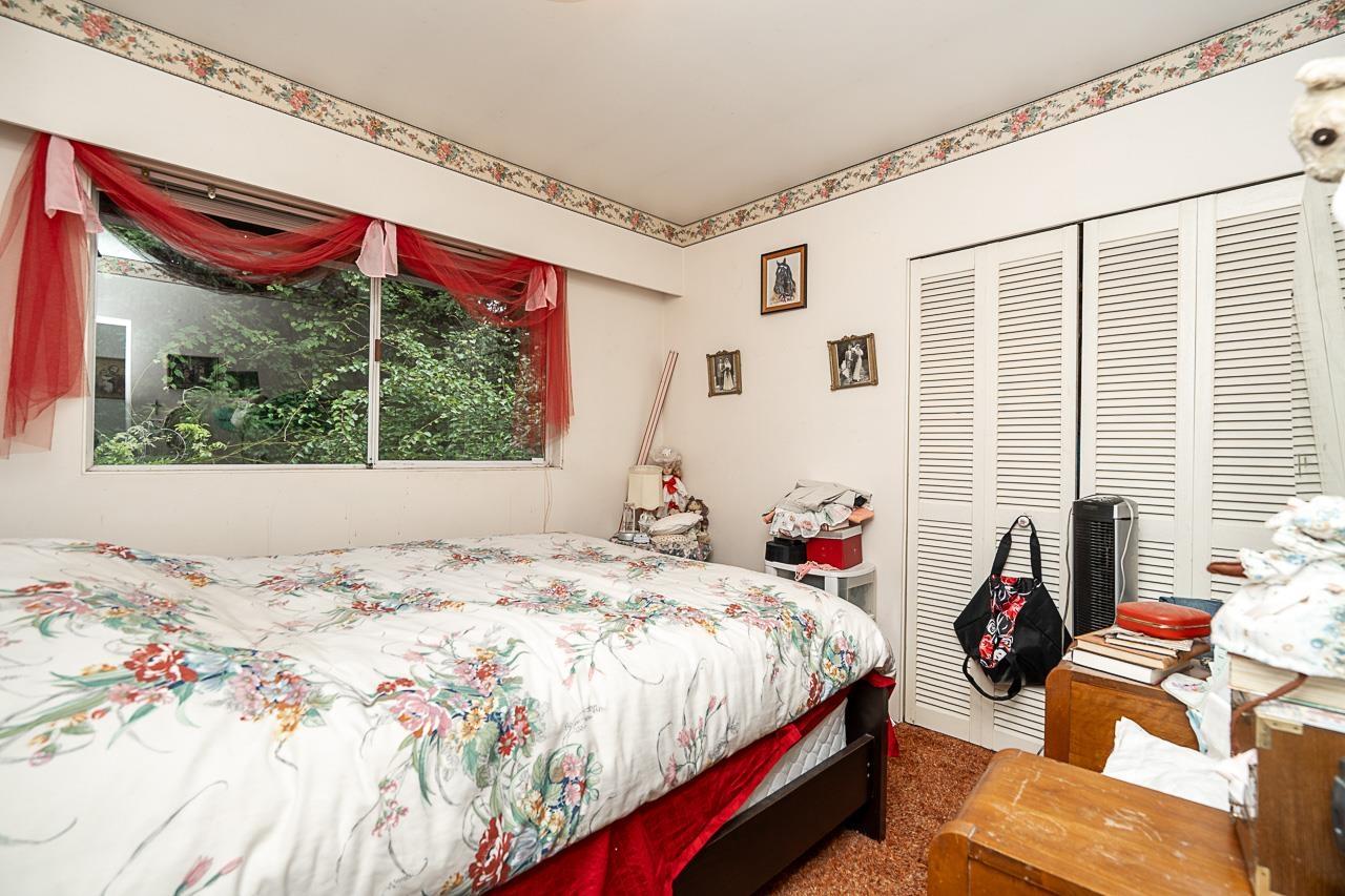 20088 Fernridge Crescent Property Photo 13