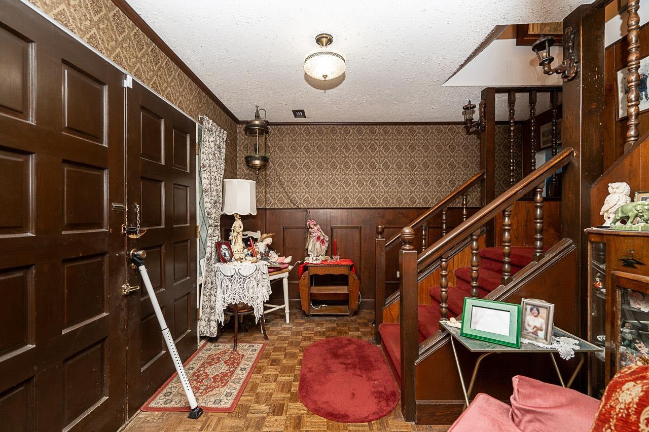 20088 Fernridge Crescent Property Photo 17
