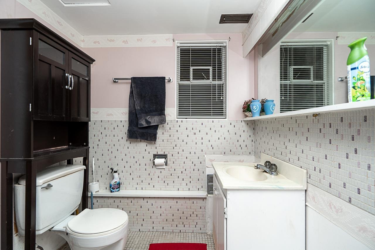 20088 Fernridge Crescent Property Photo 27