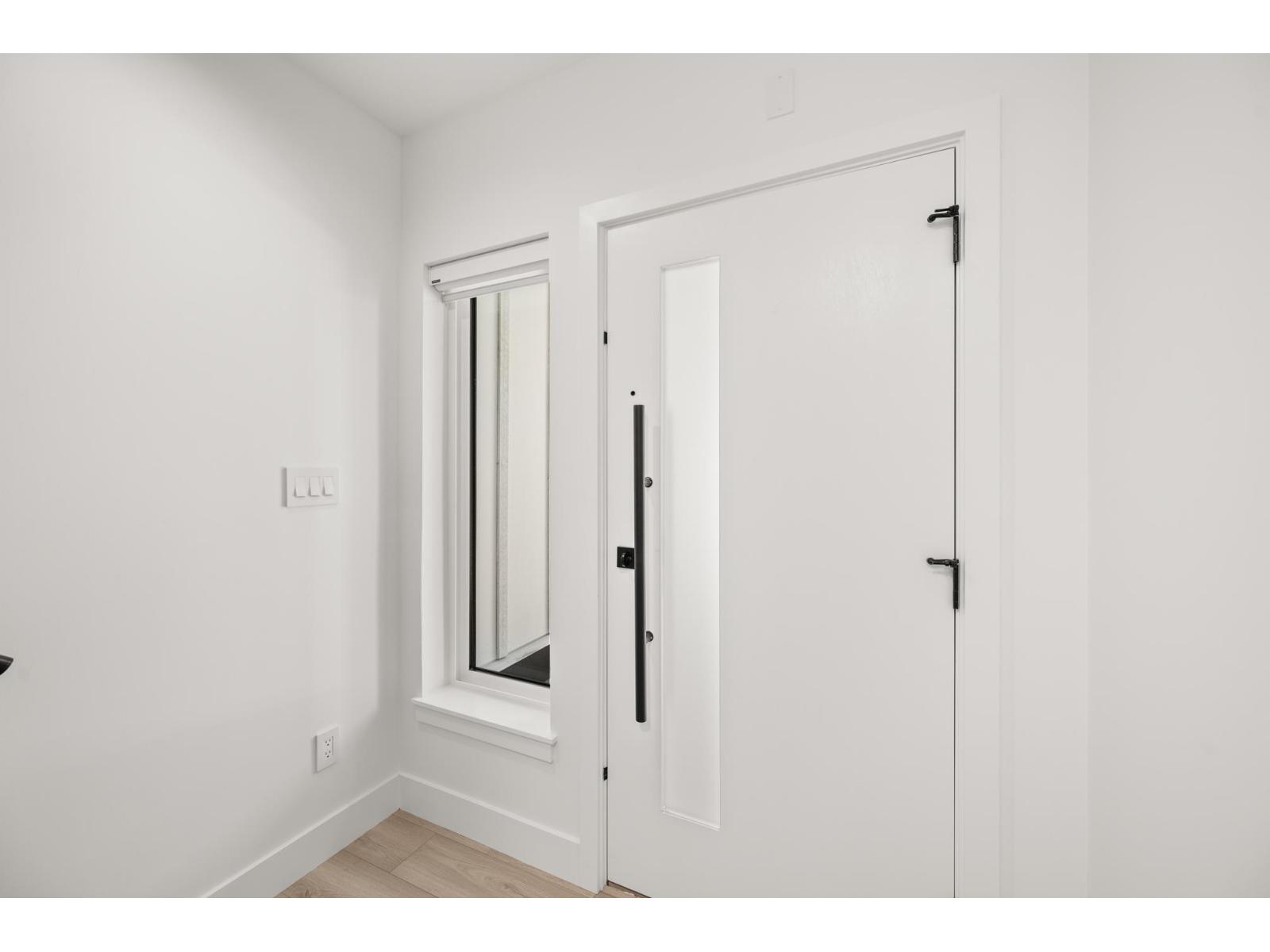 13 17538 100 Avenue Property Photo 7