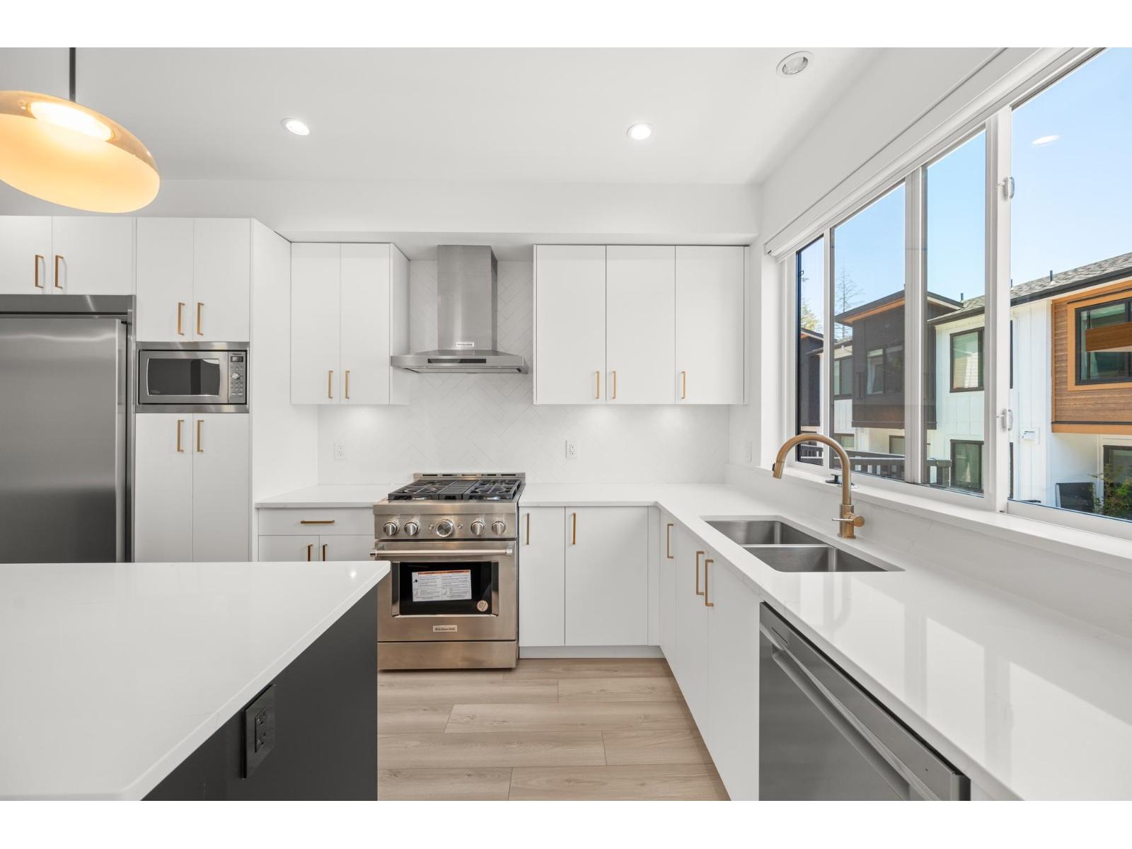 13 17538 100 Avenue Property Photo 14