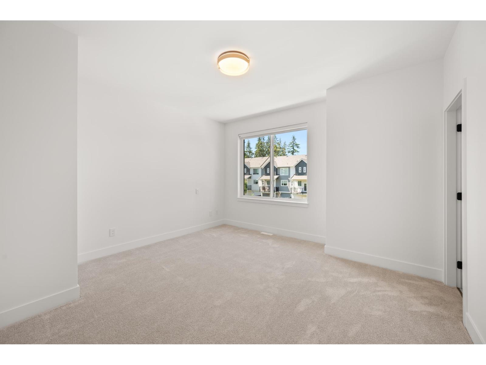 13 17538 100 Avenue Property Photo 25