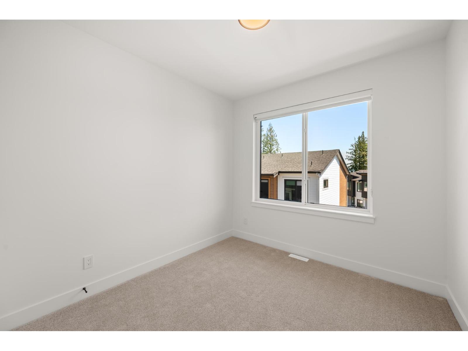 13 17538 100 Avenue Property Photo 31