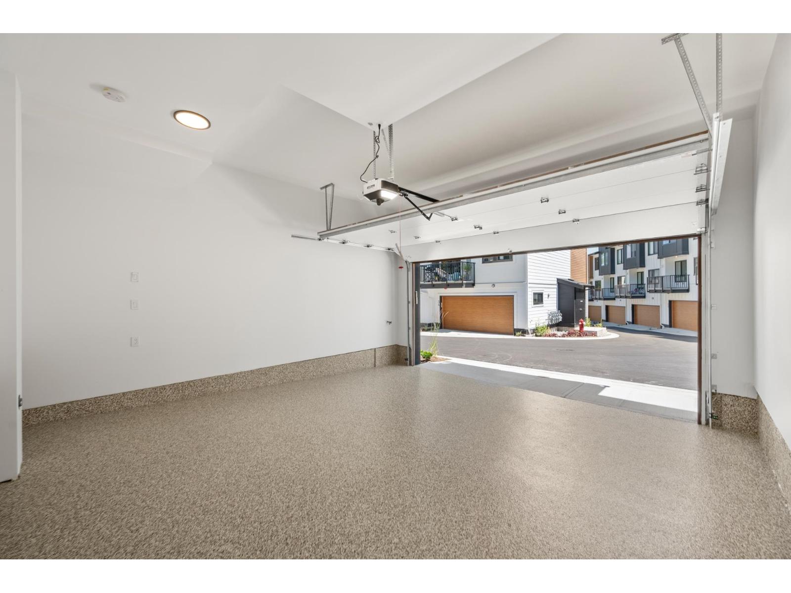 13 17538 100 Avenue Property Photo 39