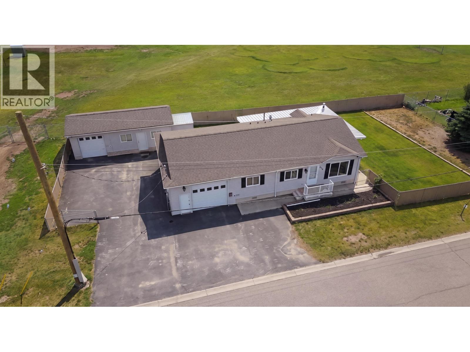 8516 98 Avenue Photo de la propriété 1