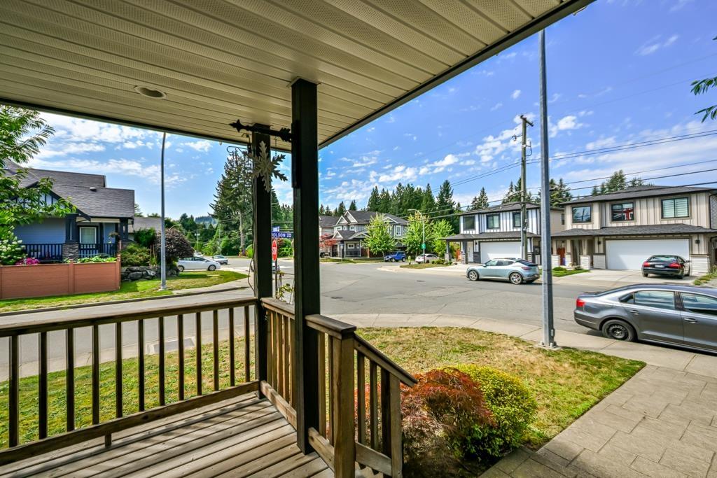 32652 Tunbridge Avenue Property Photo 3