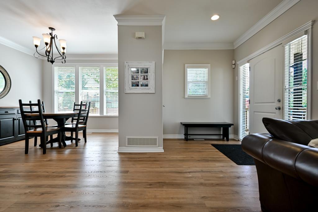 32652 Tunbridge Avenue Property Photo 16