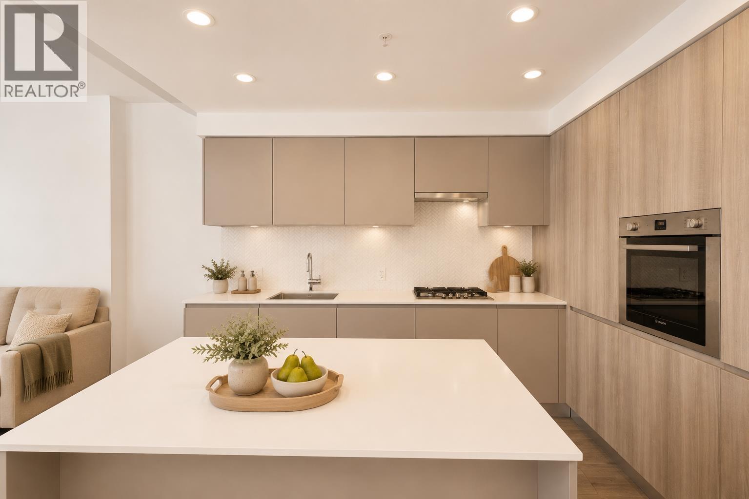1604 3833 Evergreen Place Property Photo 6