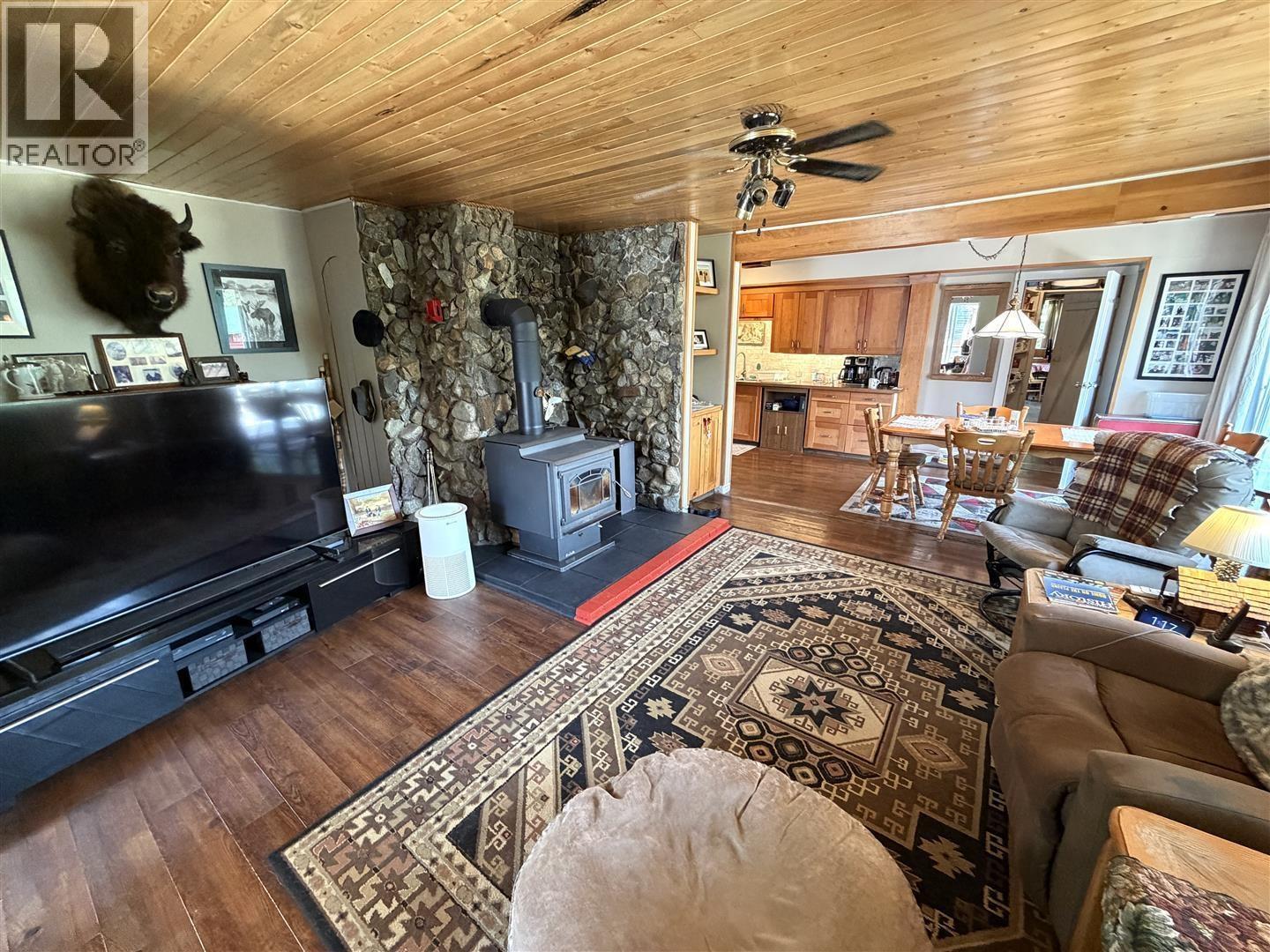 4220 Eakin Creek Road Property Photo 13