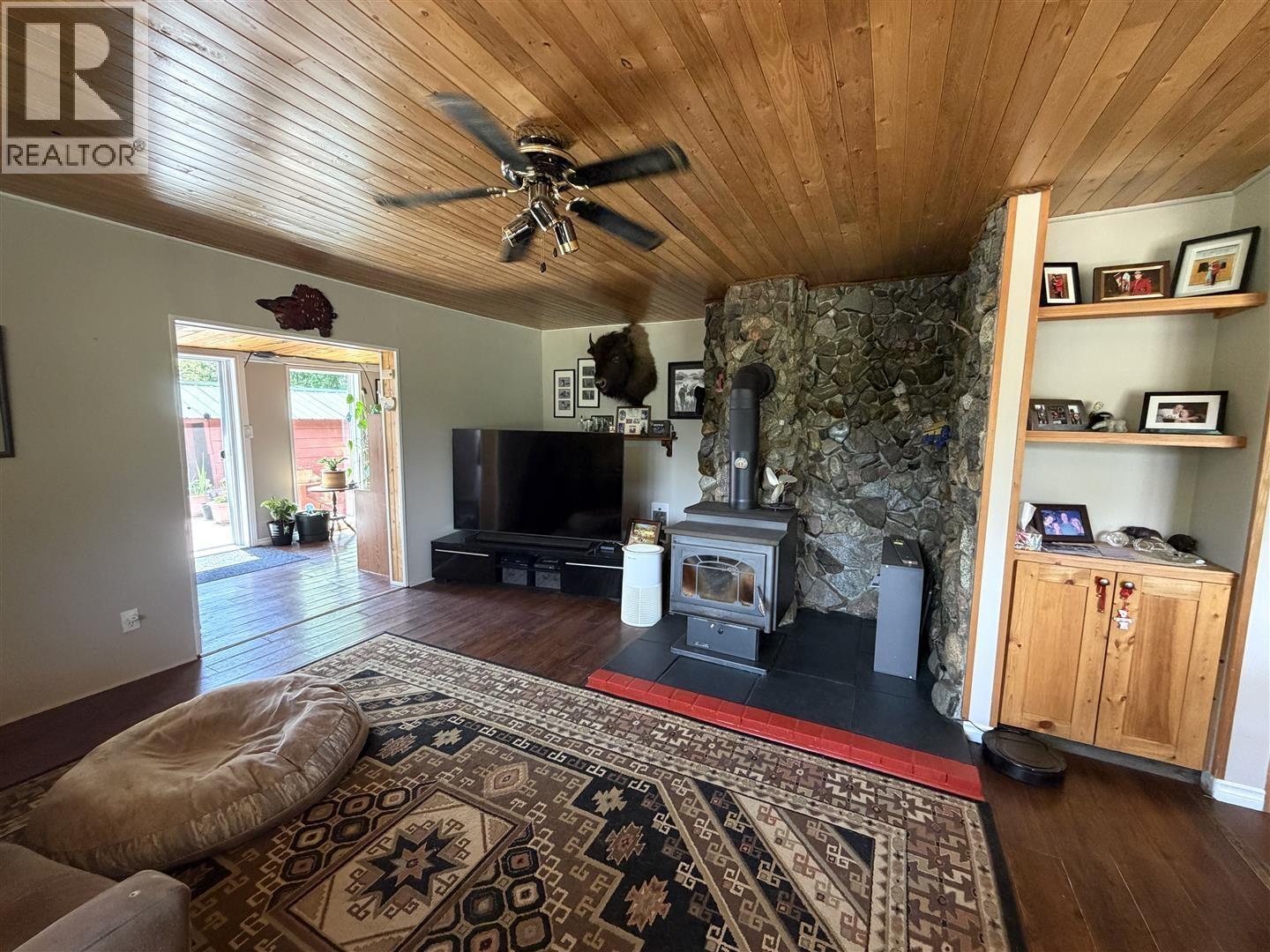 4220 Eakin Creek Road Property Photo 15