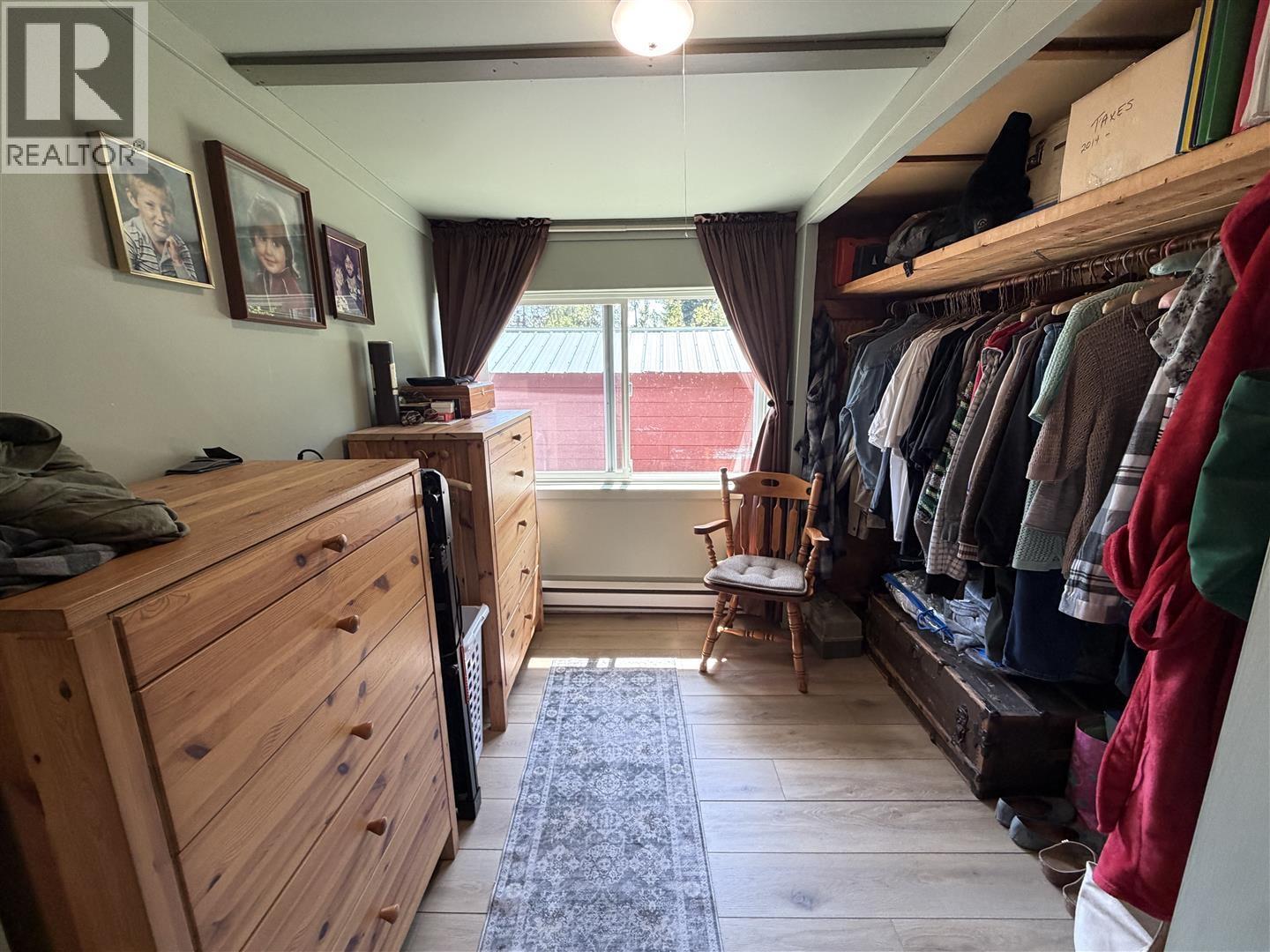 4220 Eakin Creek Road Property Photo 17