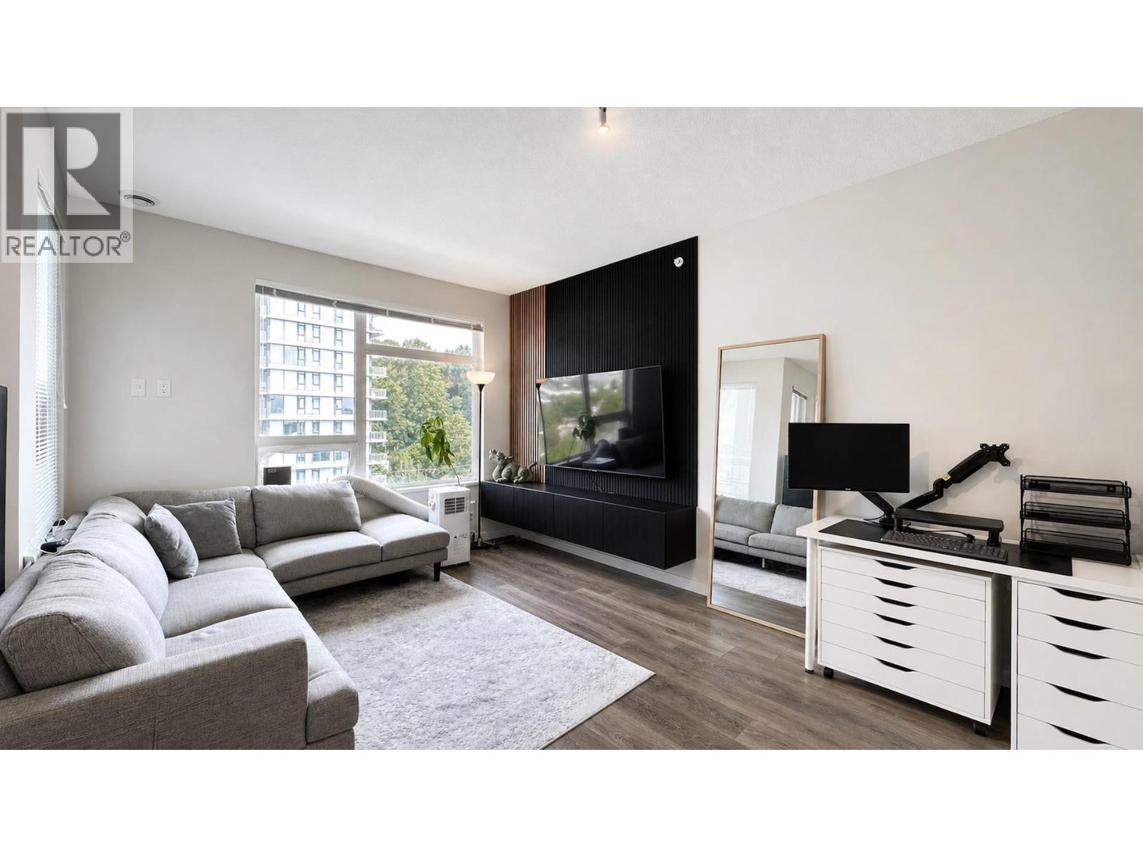 610 3289 Riverwalk Avenue Property Photo 3