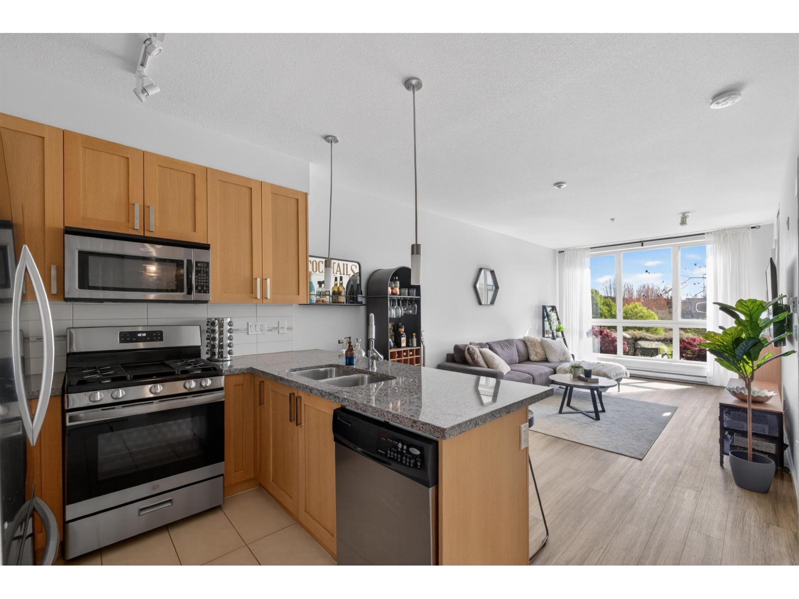 329 15918 26 Avenue Property Photo 1