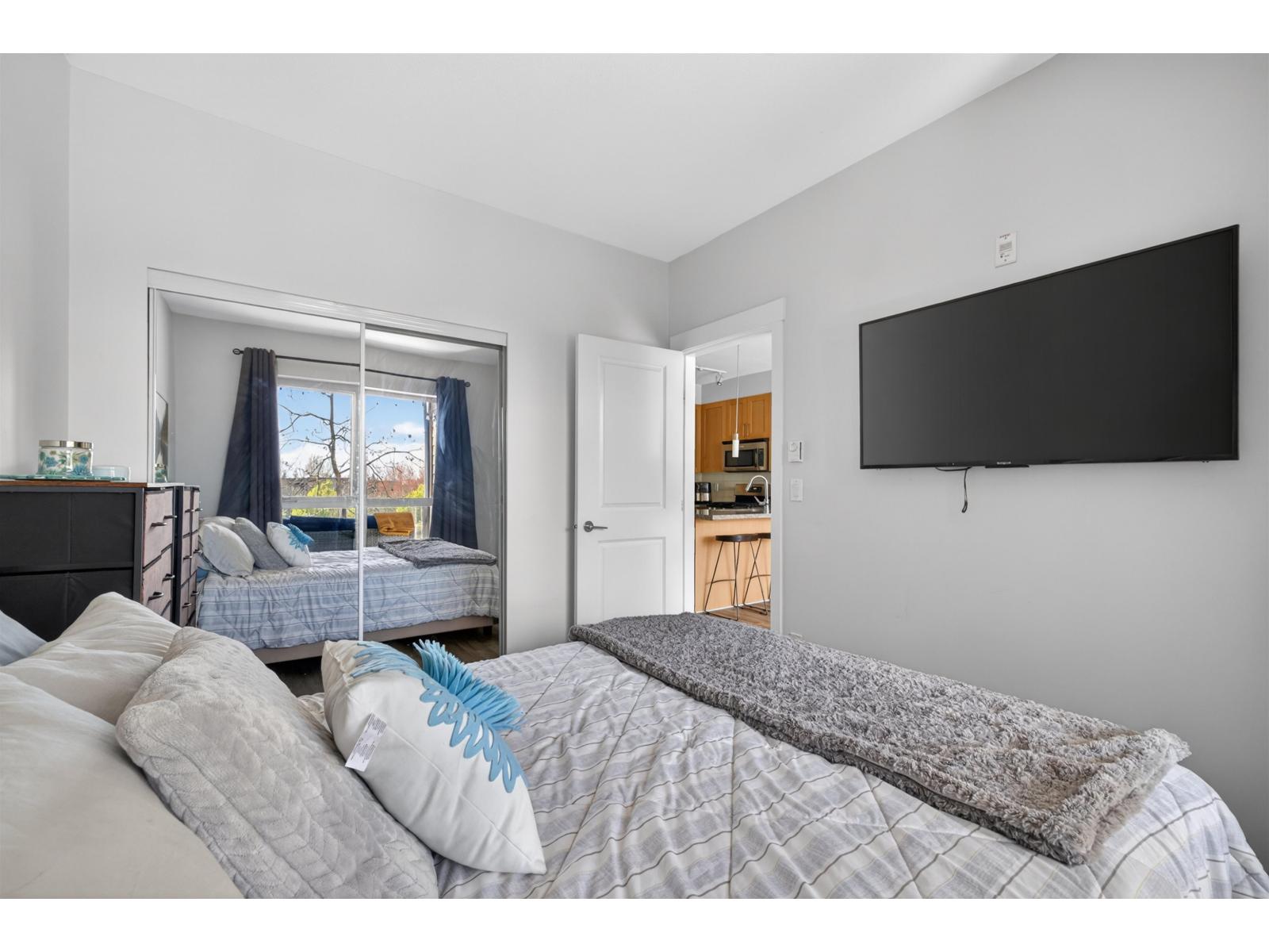 329 15918 26 Avenue Property Photo 10