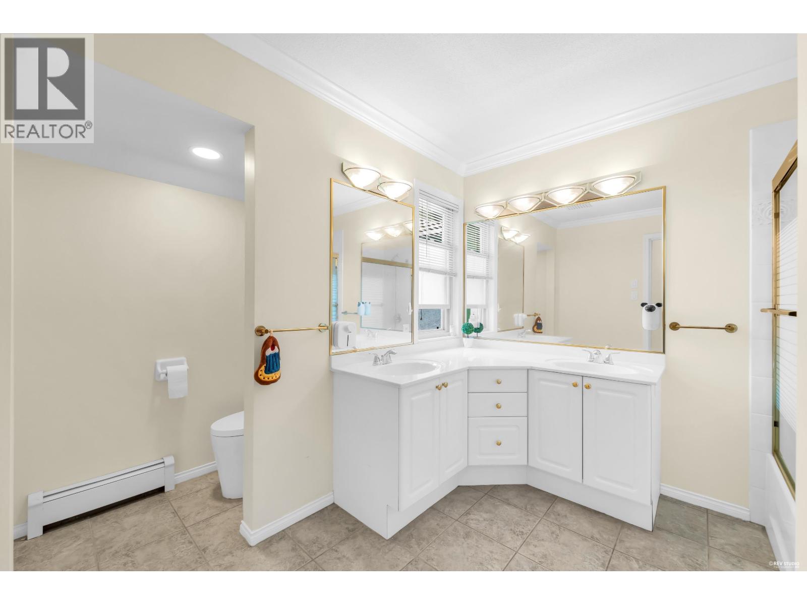 6231 Dunsmuir Crescent Property Photo 30