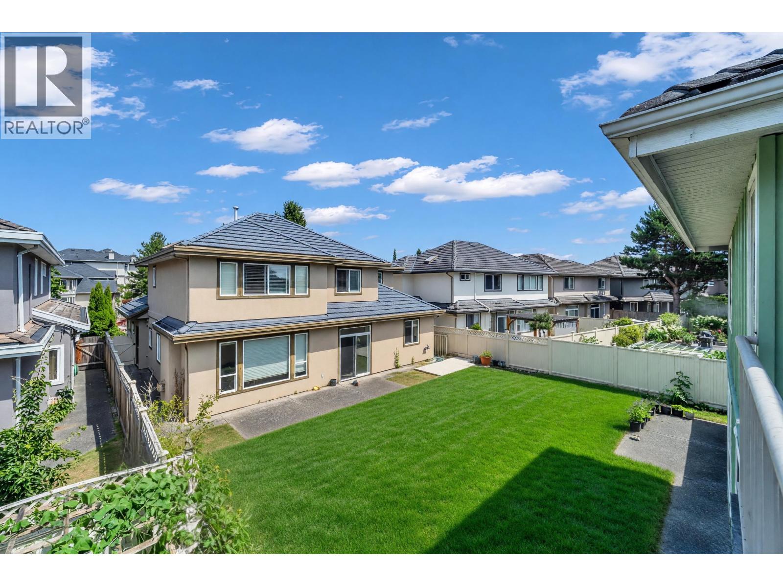 6231 Dunsmuir Crescent Property Photo 34