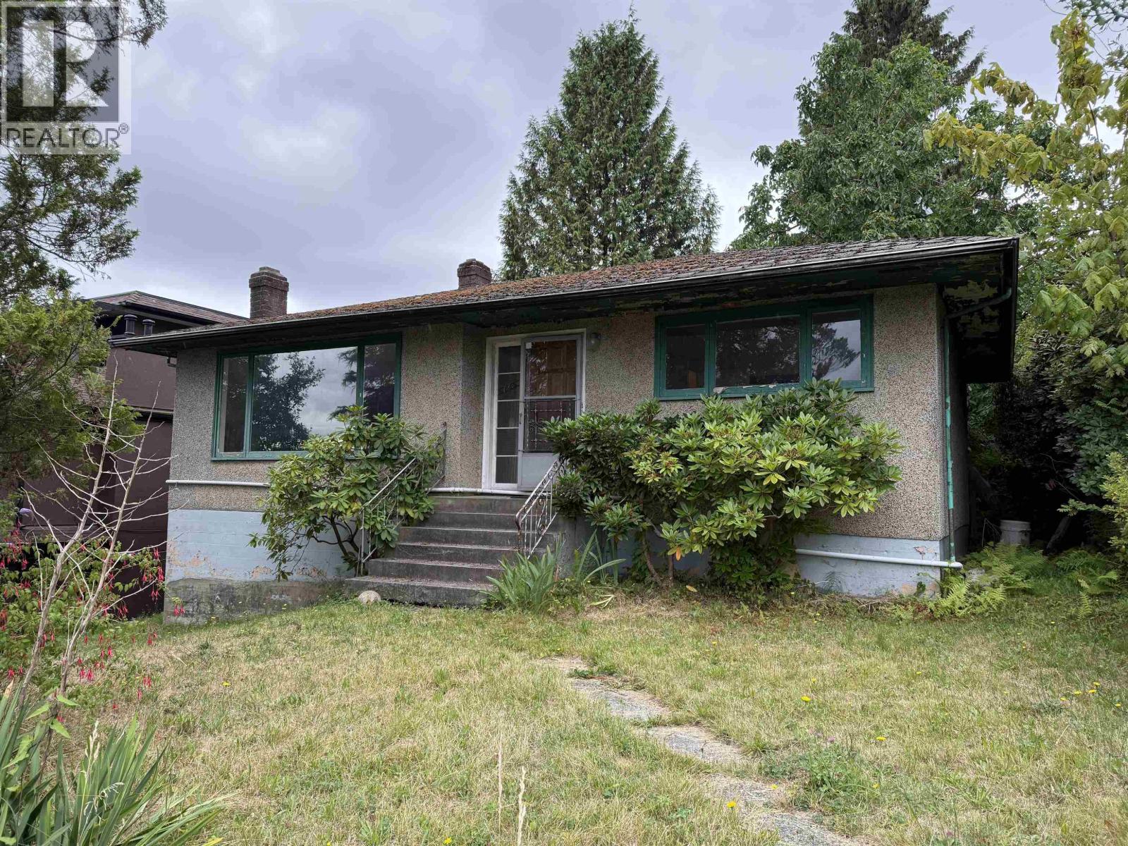 115 N Howard Avenue Property Photo 1