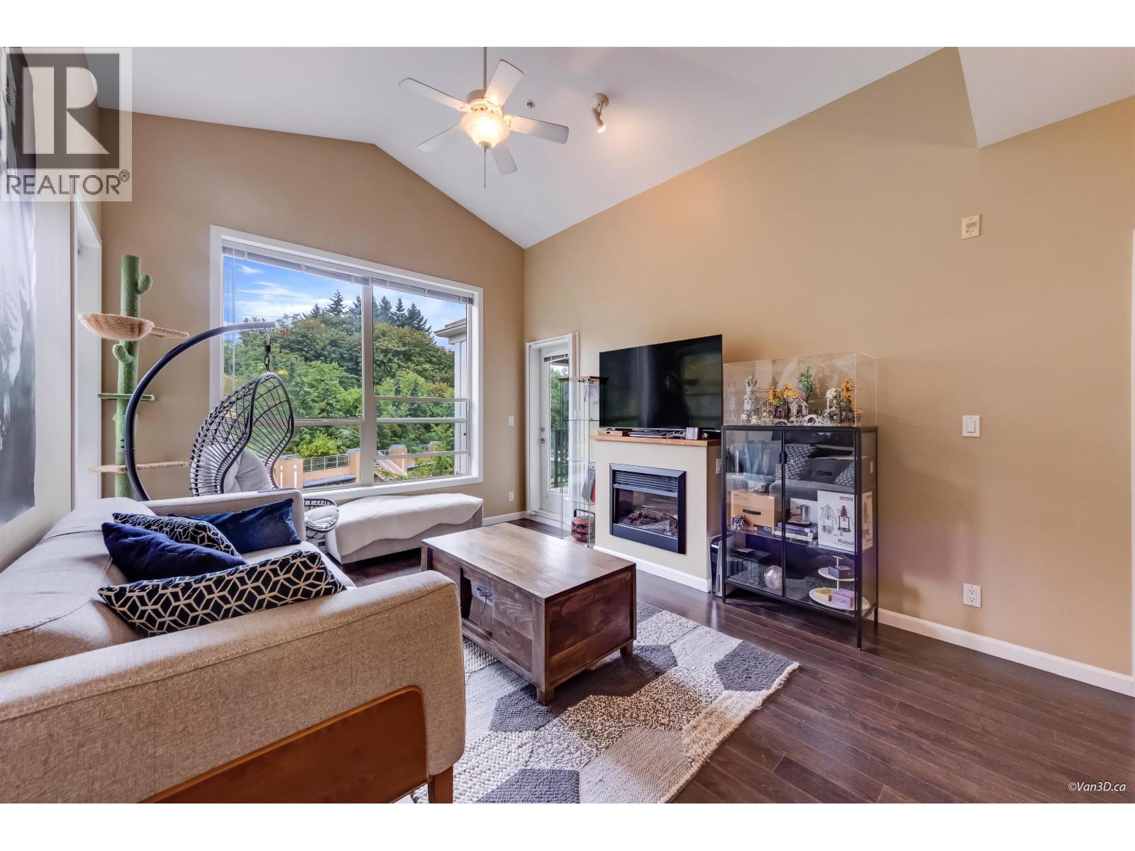 401 275 Ross Drive Property Photo 5