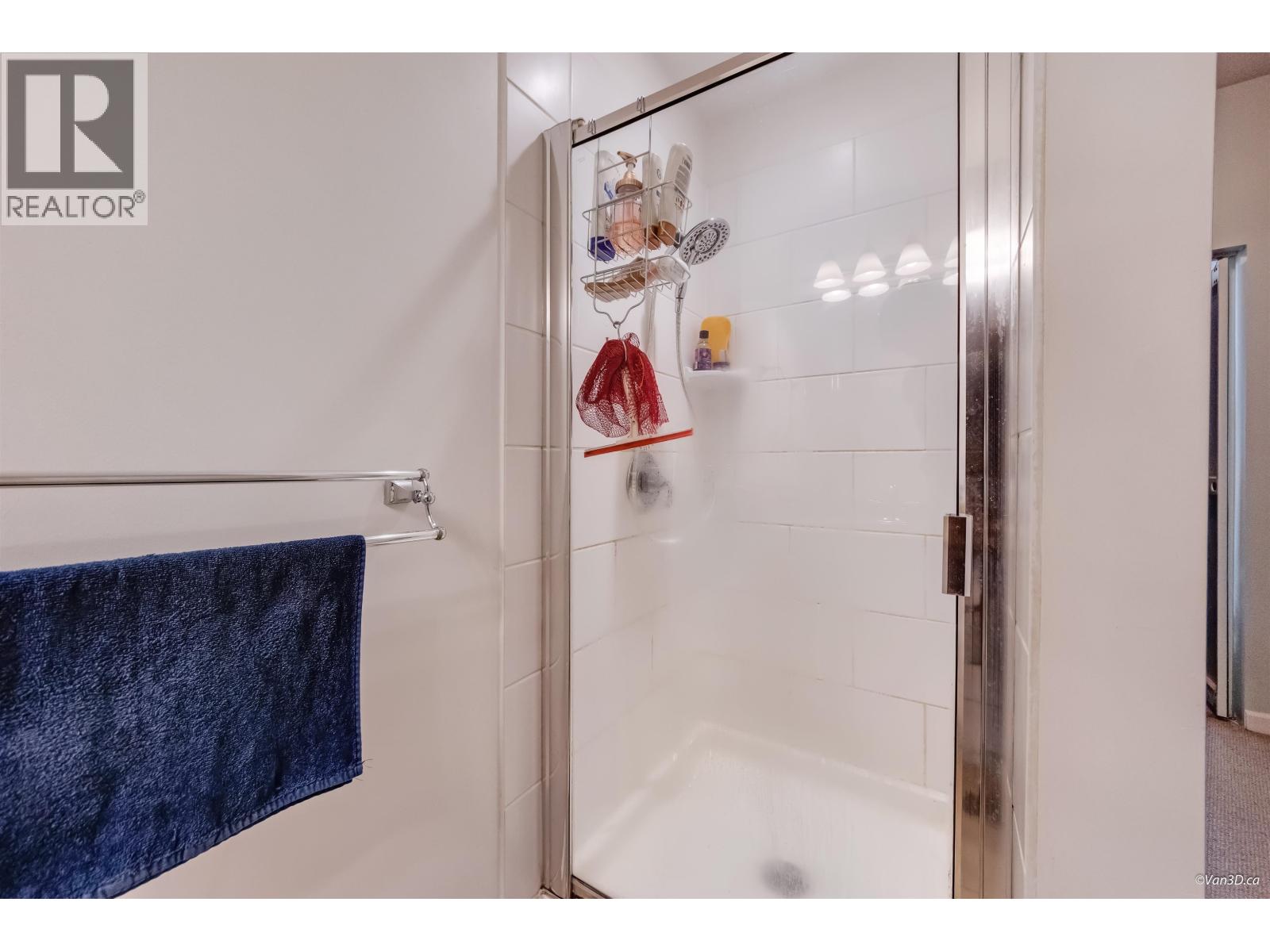 401 275 Ross Drive Property Photo 16