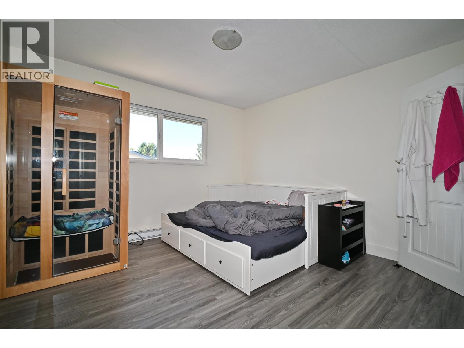 7531 Gilbert Road Property Photo 11