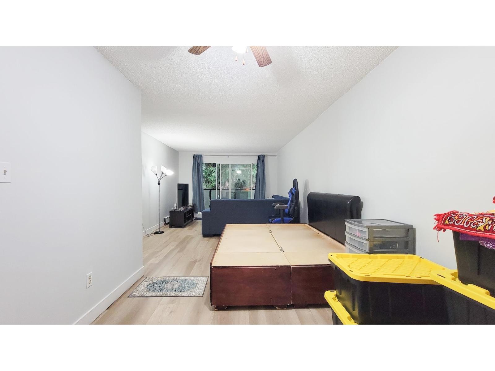 214 33400 Bourquin Place Property Photo 7