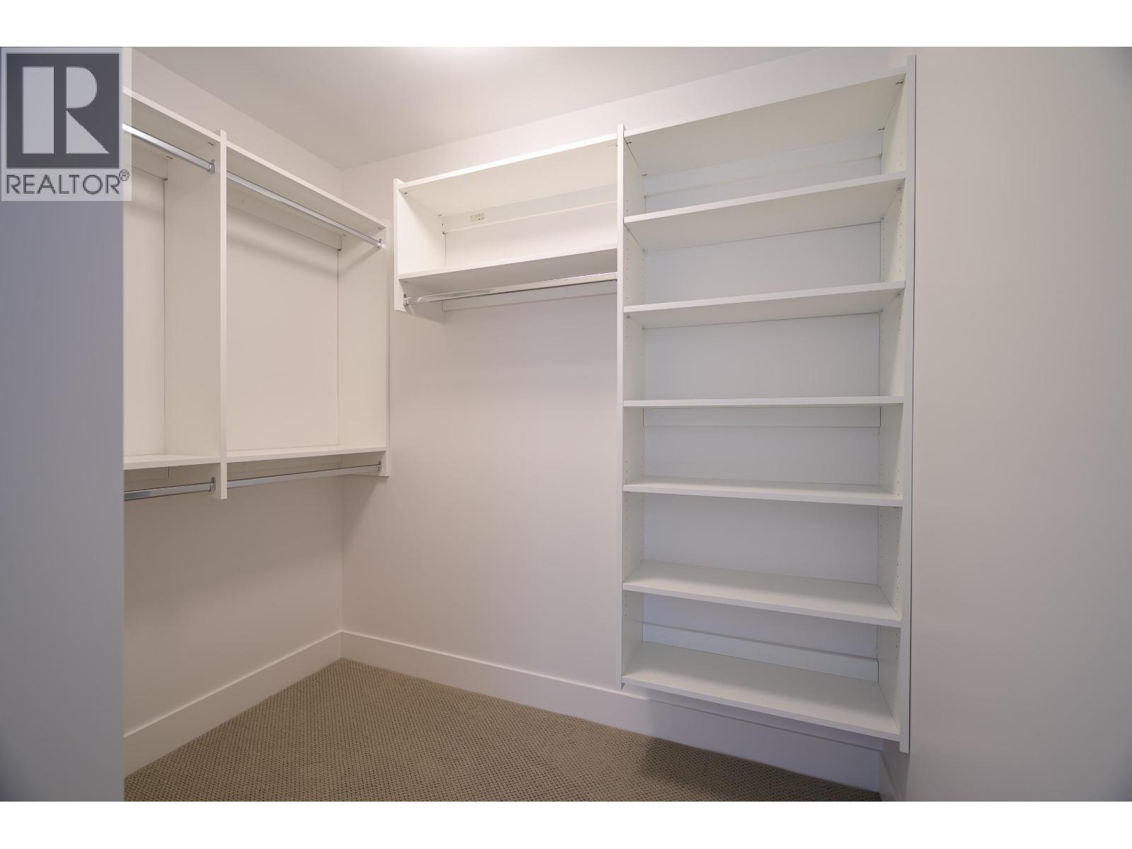 4884 42a Avenue Property Photo 21