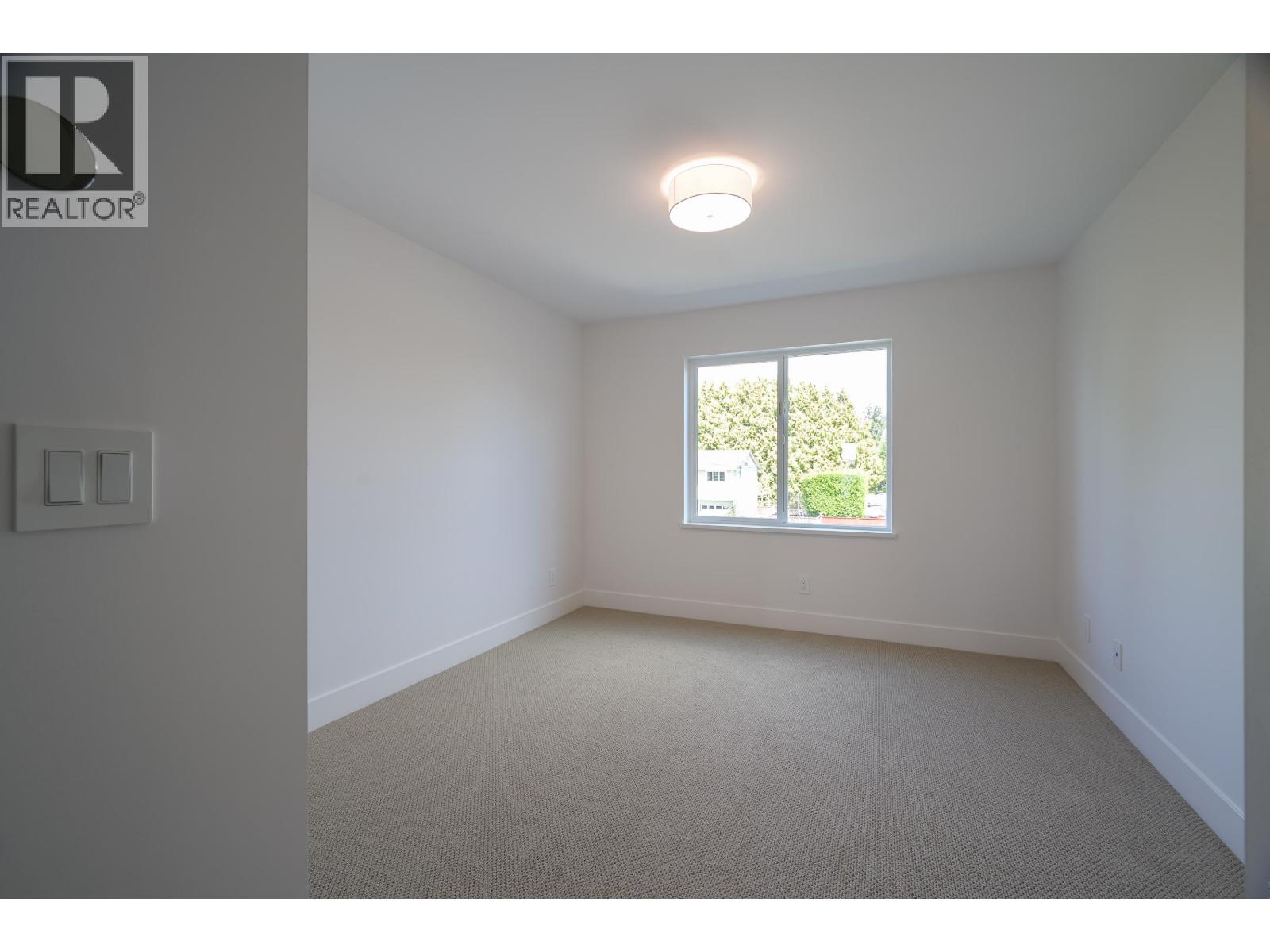 4884 42a Avenue Property Photo 26