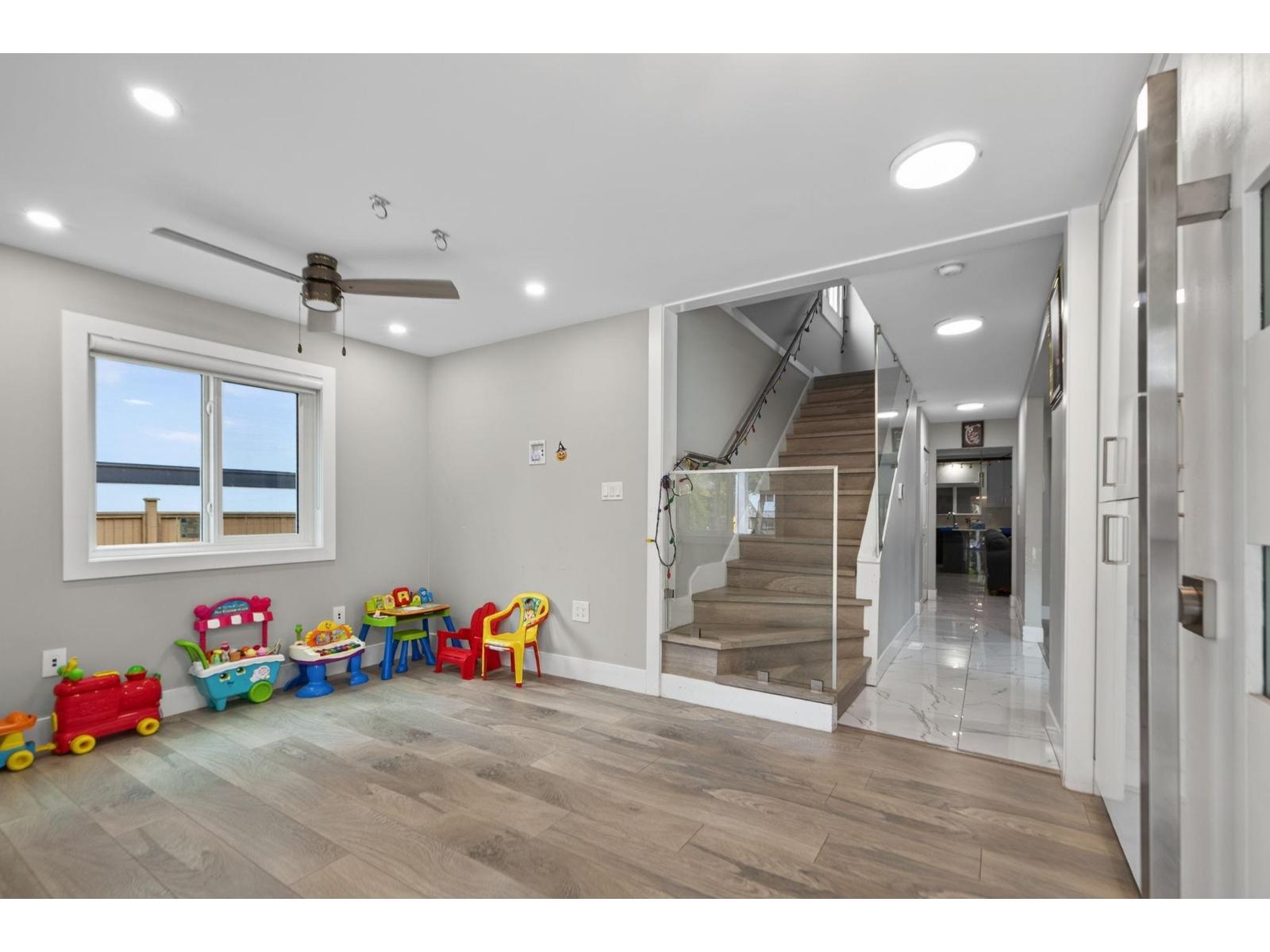 9441 132a Street Property Photo 7