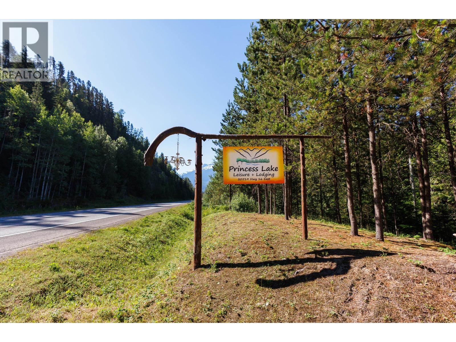 20519 16 Highway Property Photo 1
