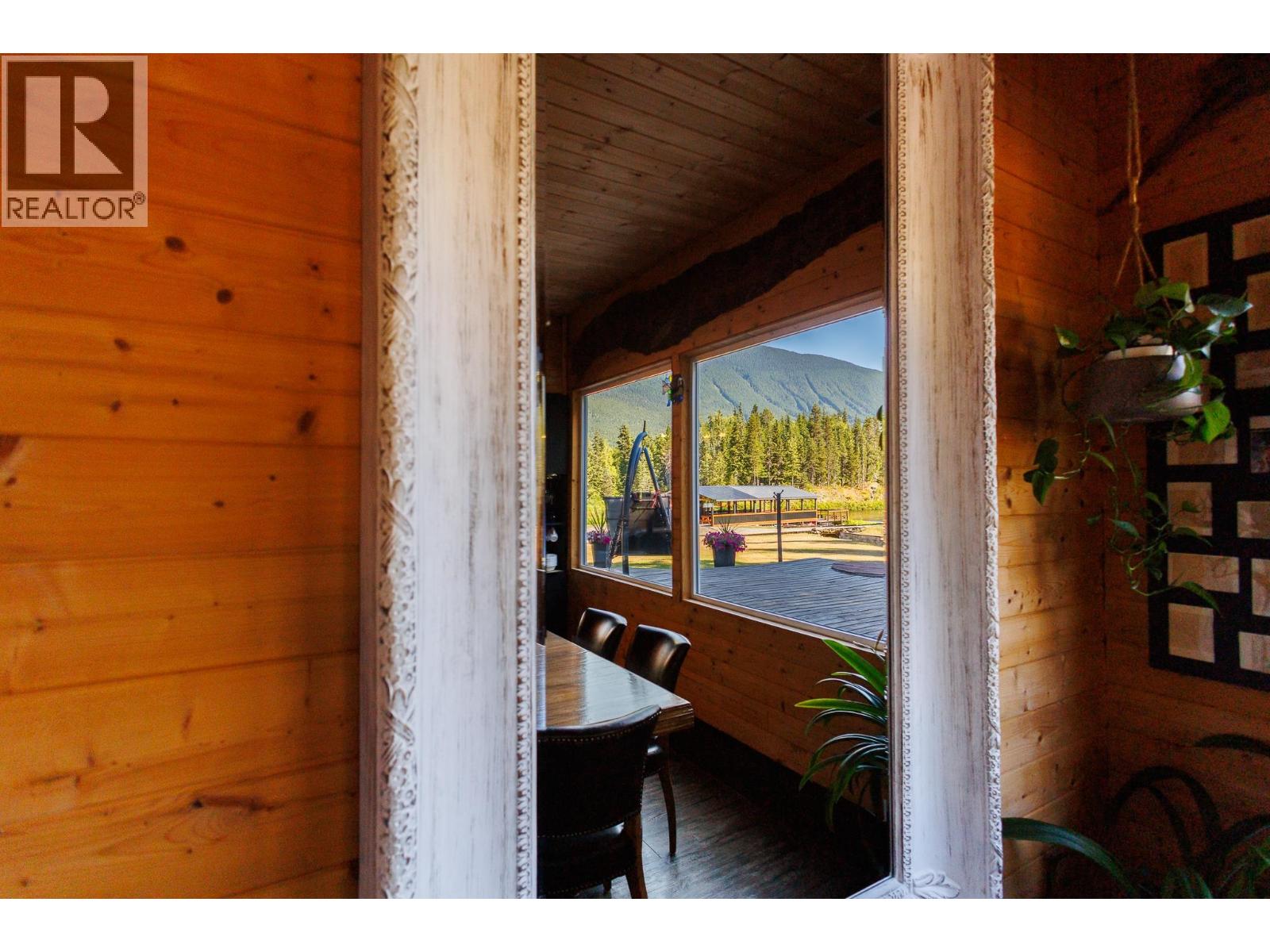 20519 16 Highway Property Photo 12