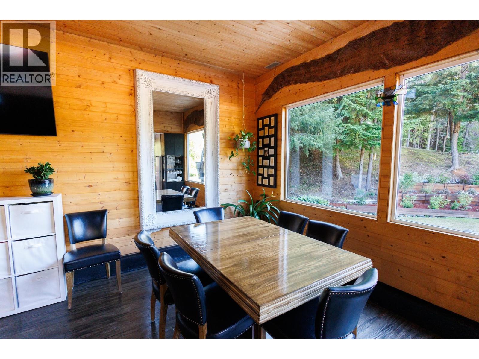 20519 16 Highway Property Photo 13