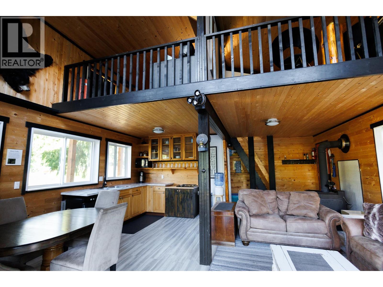20519 16 Highway Property Photo 28