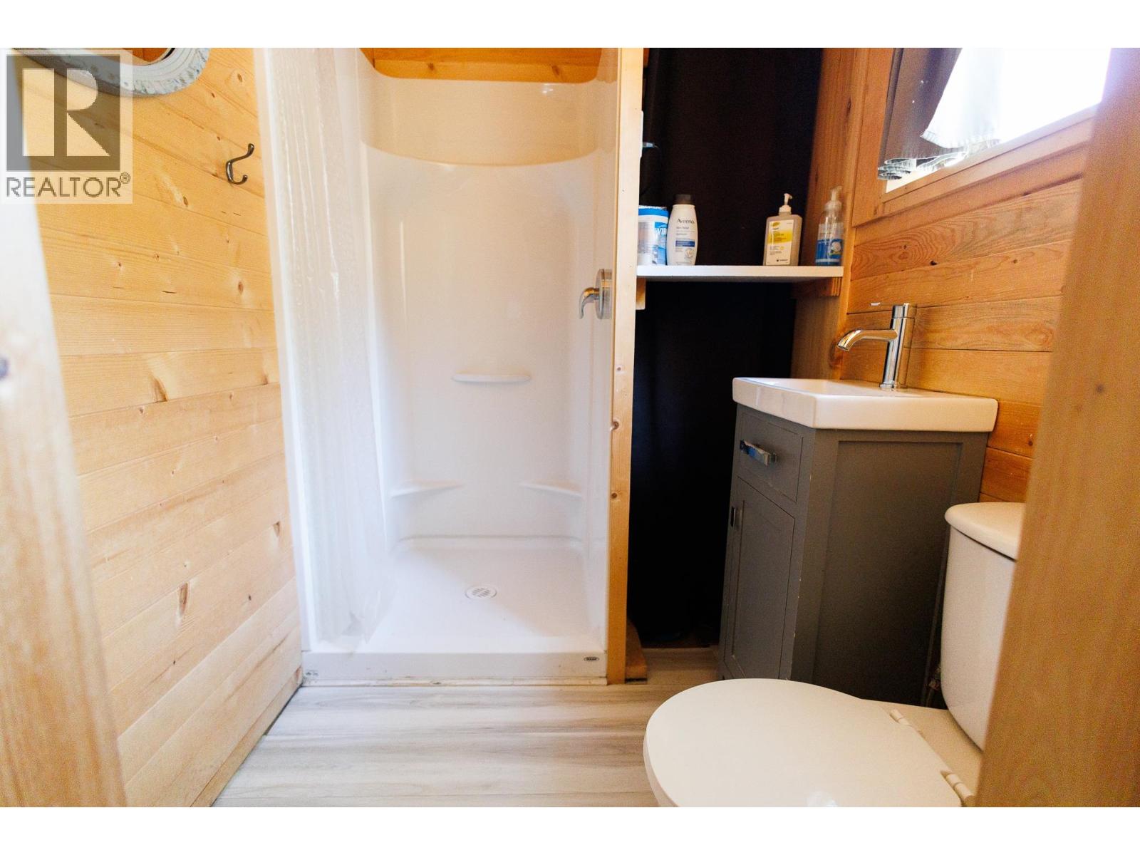 20519 16 Highway Property Photo 32