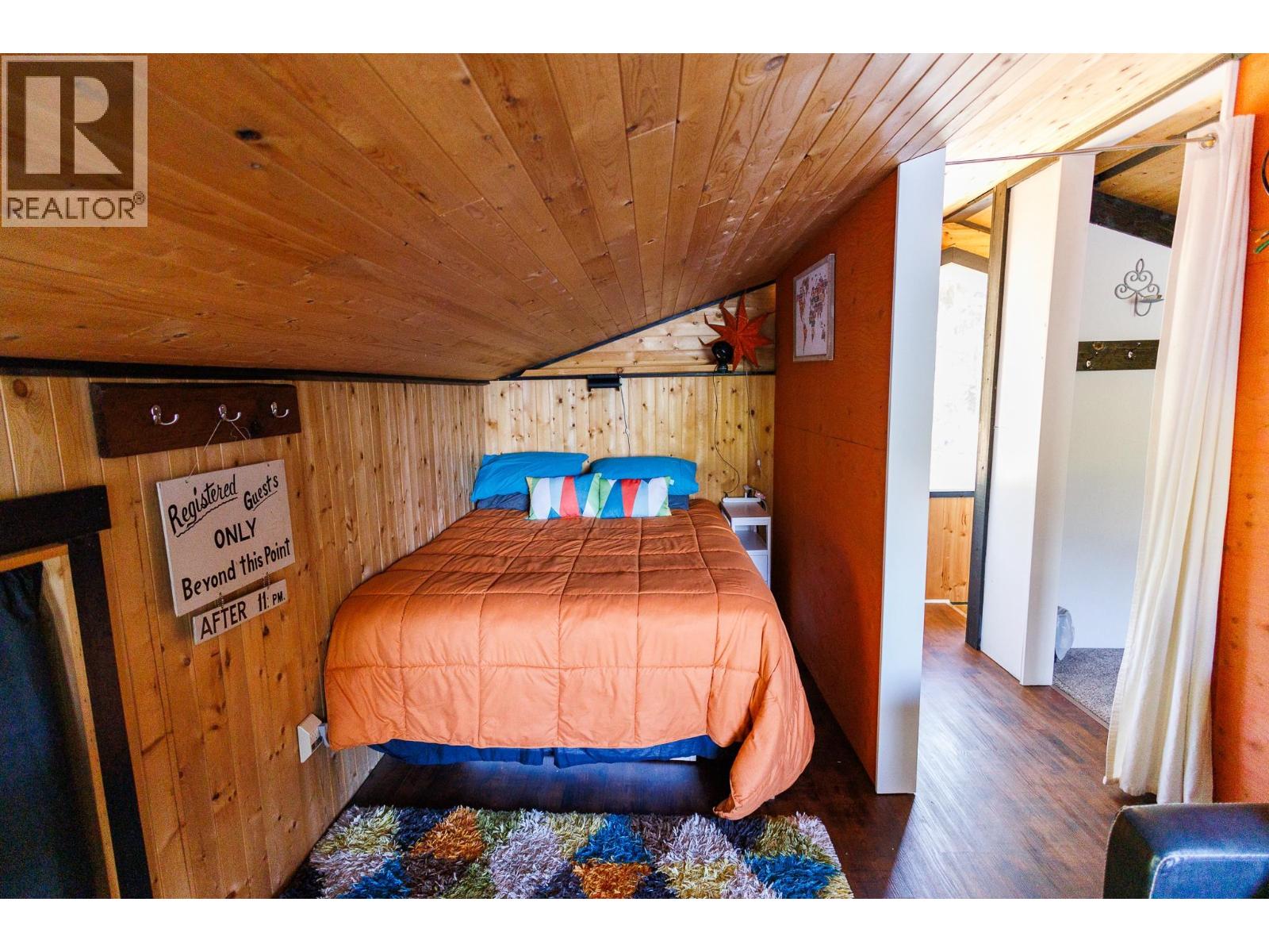 20519 16 Highway Property Photo 35