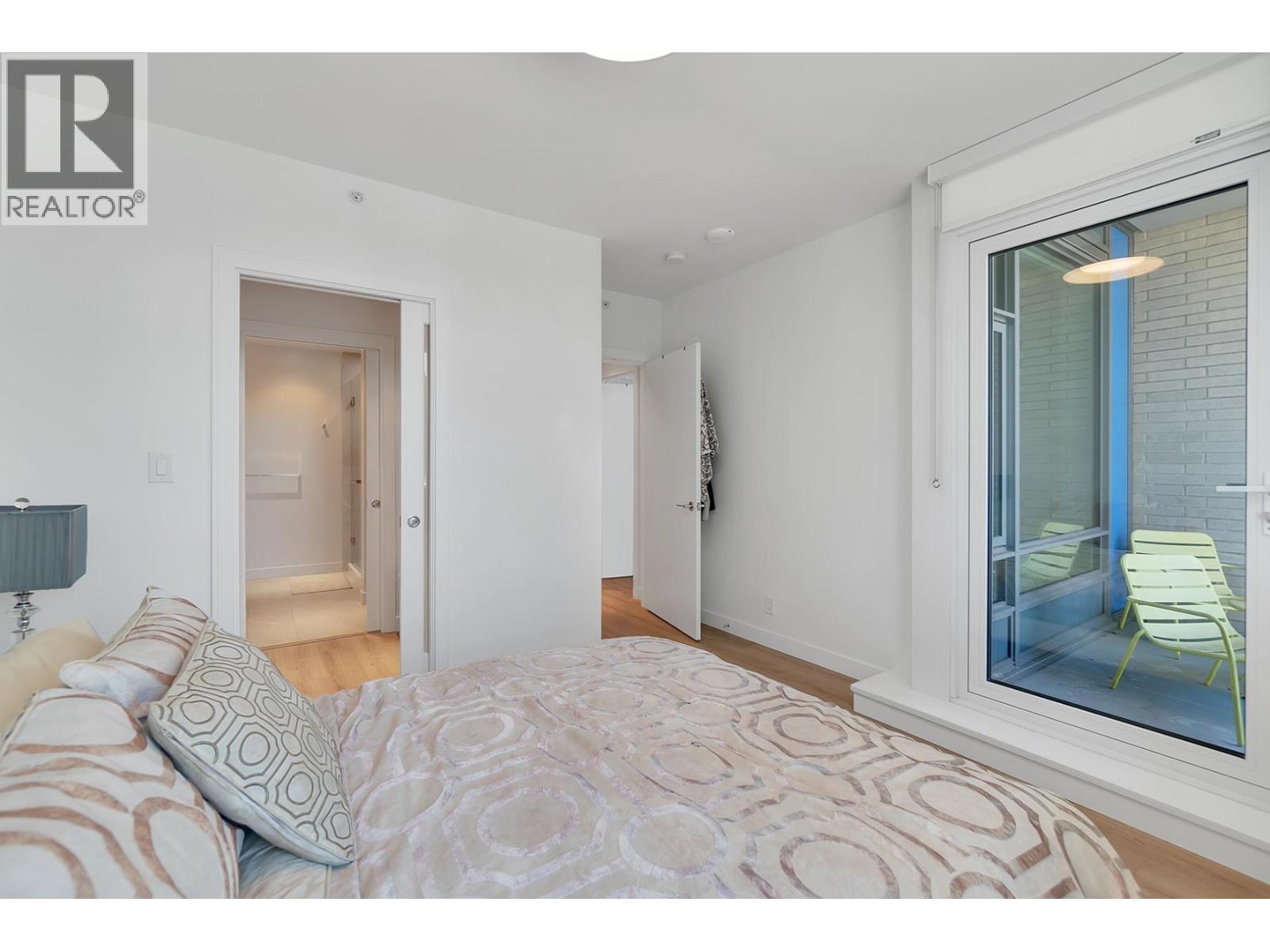 107 1500 Fern Street Property Photo 9