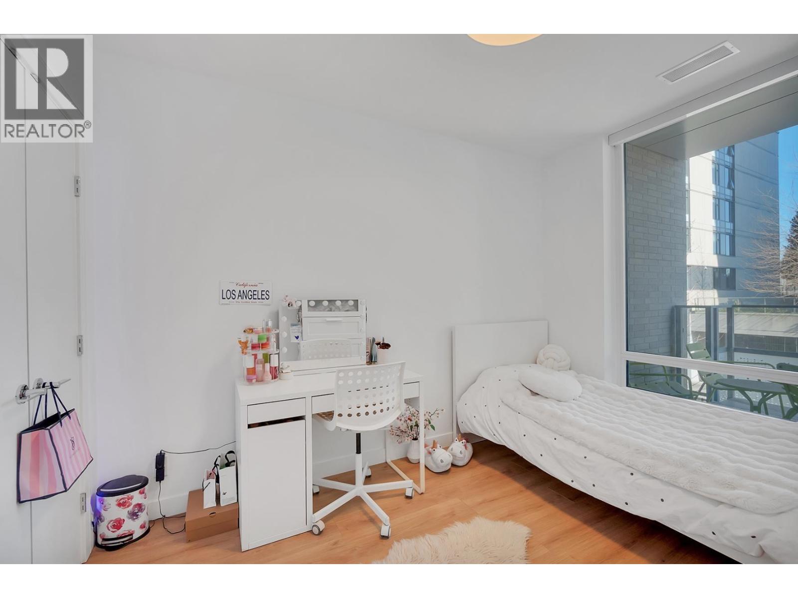 107 1500 Fern Street Property Photo 13