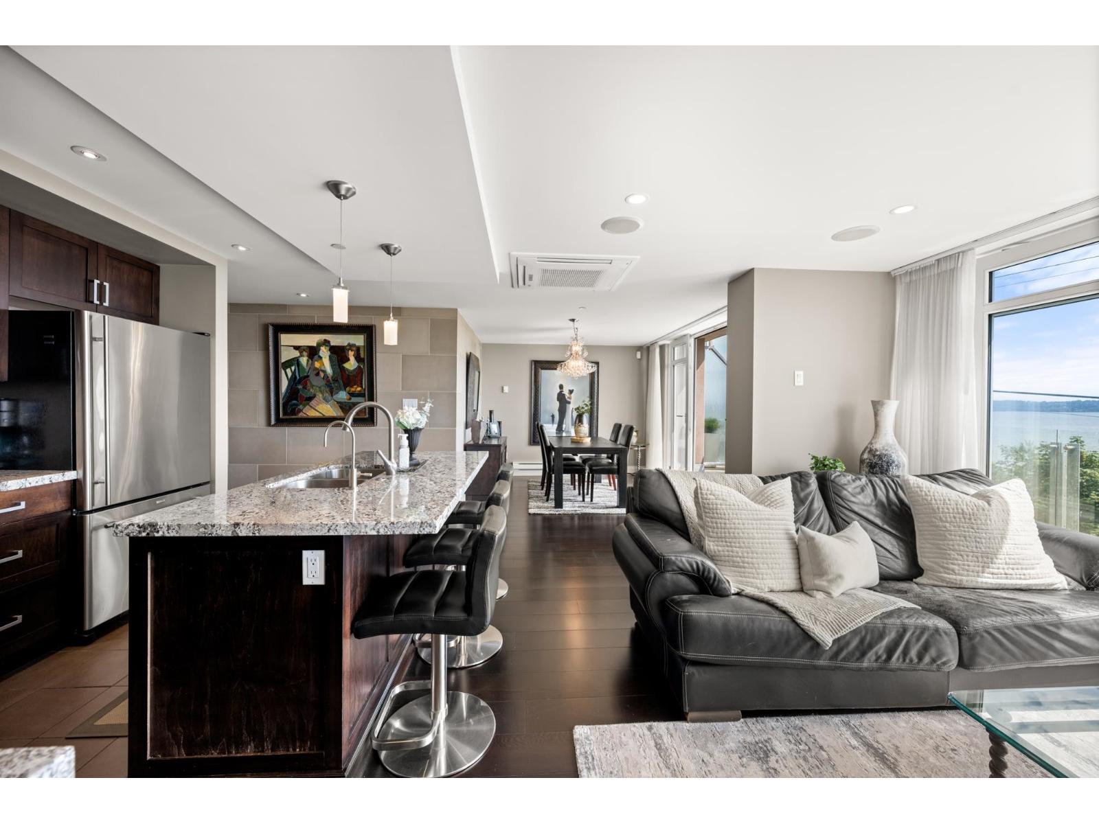 201 15097 Marine Drive Property Photo 5