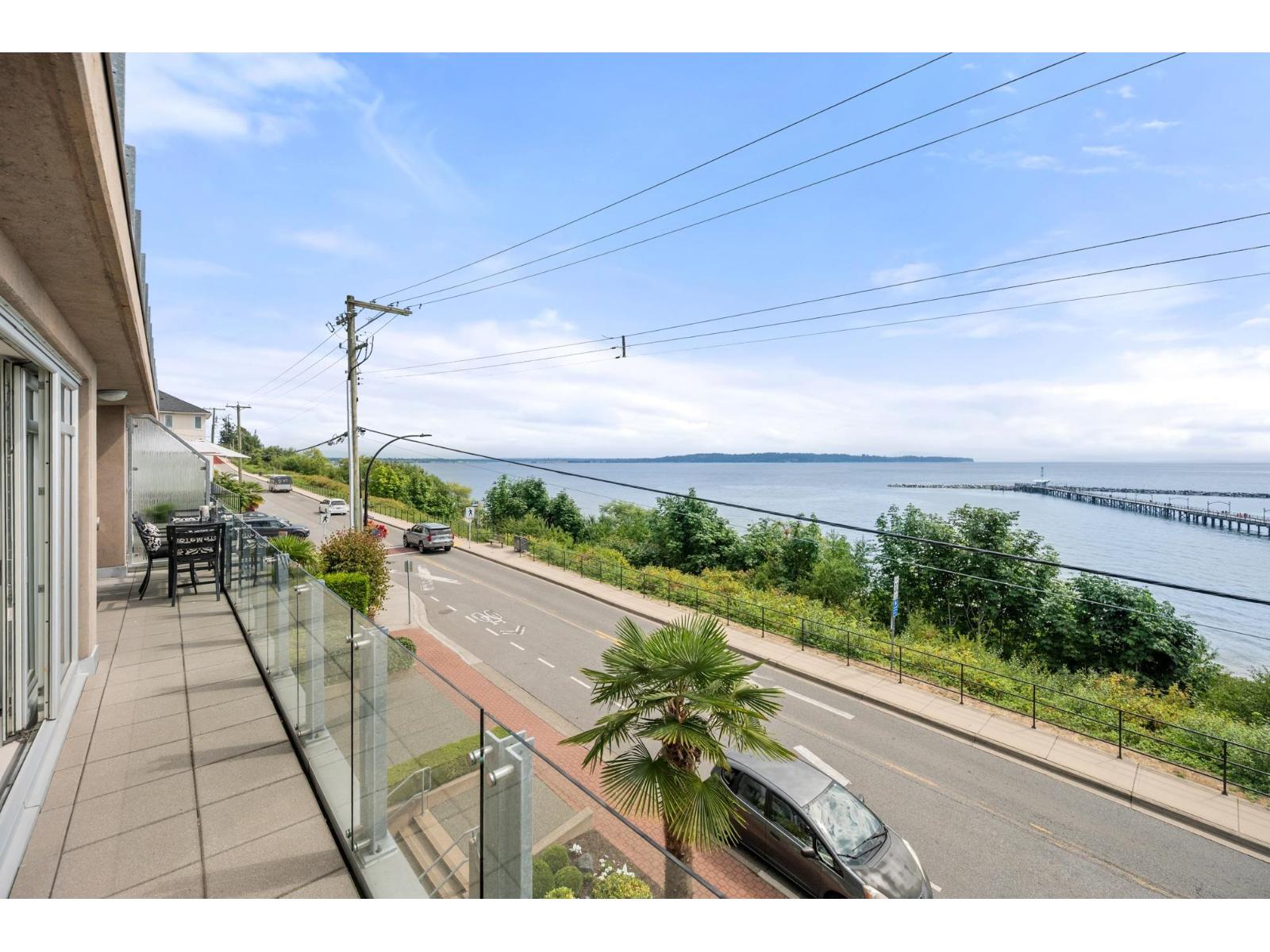 201 15097 Marine Drive Property Photo 20