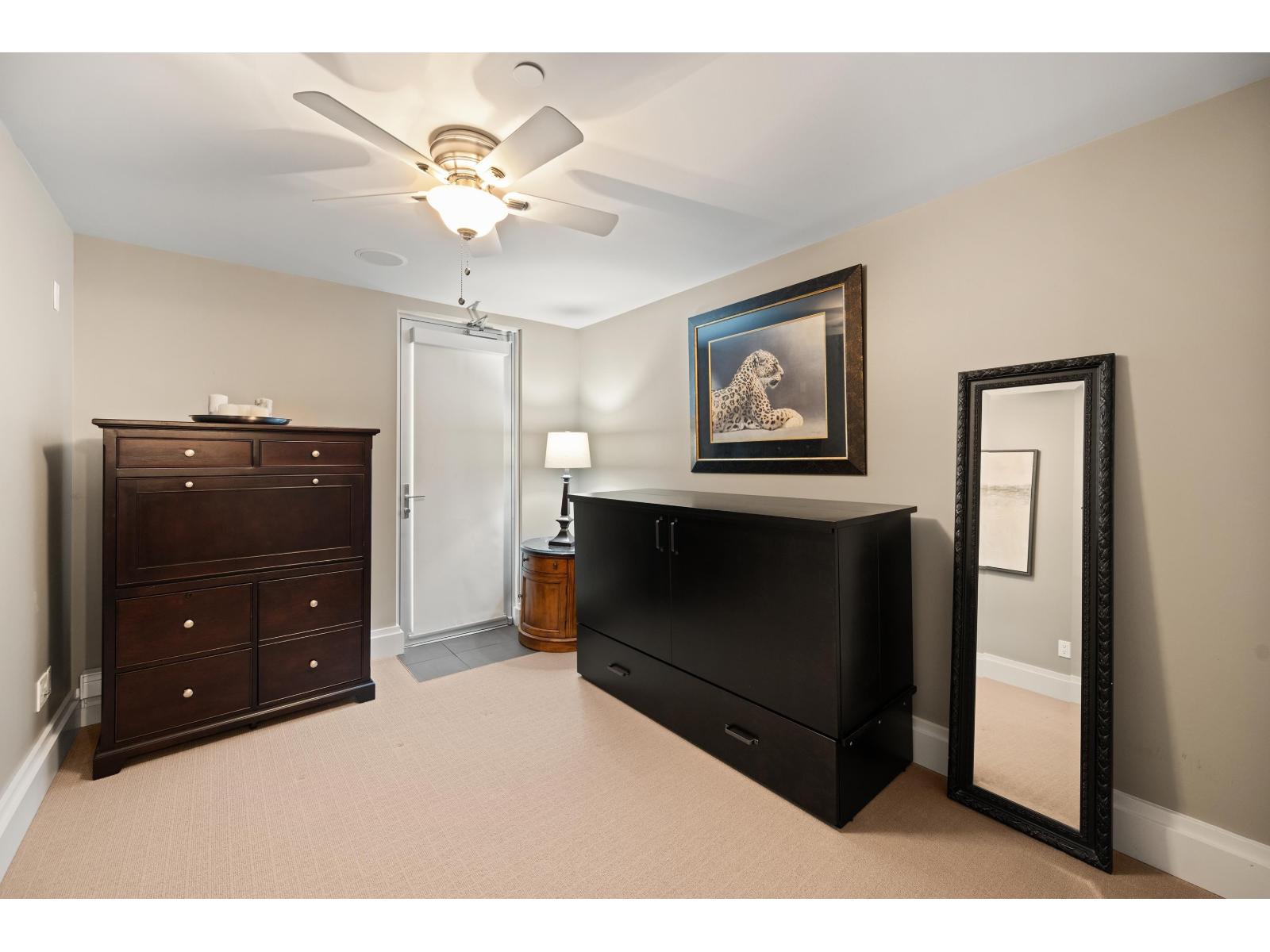 201 15097 Marine Drive Property Photo 30