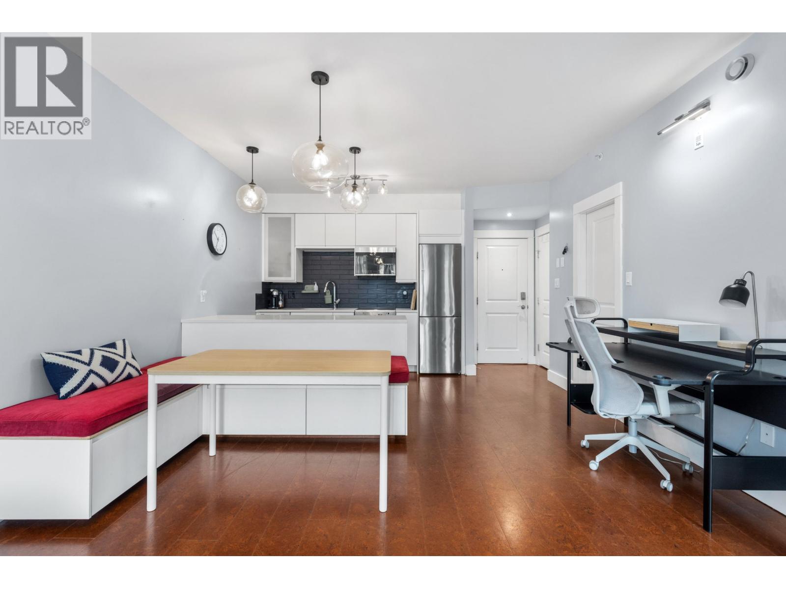 205 7330 Arbutus Street Property Photo 6