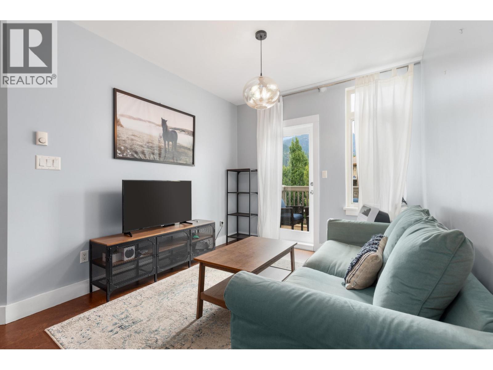 205 7330 Arbutus Street Property Photo 13