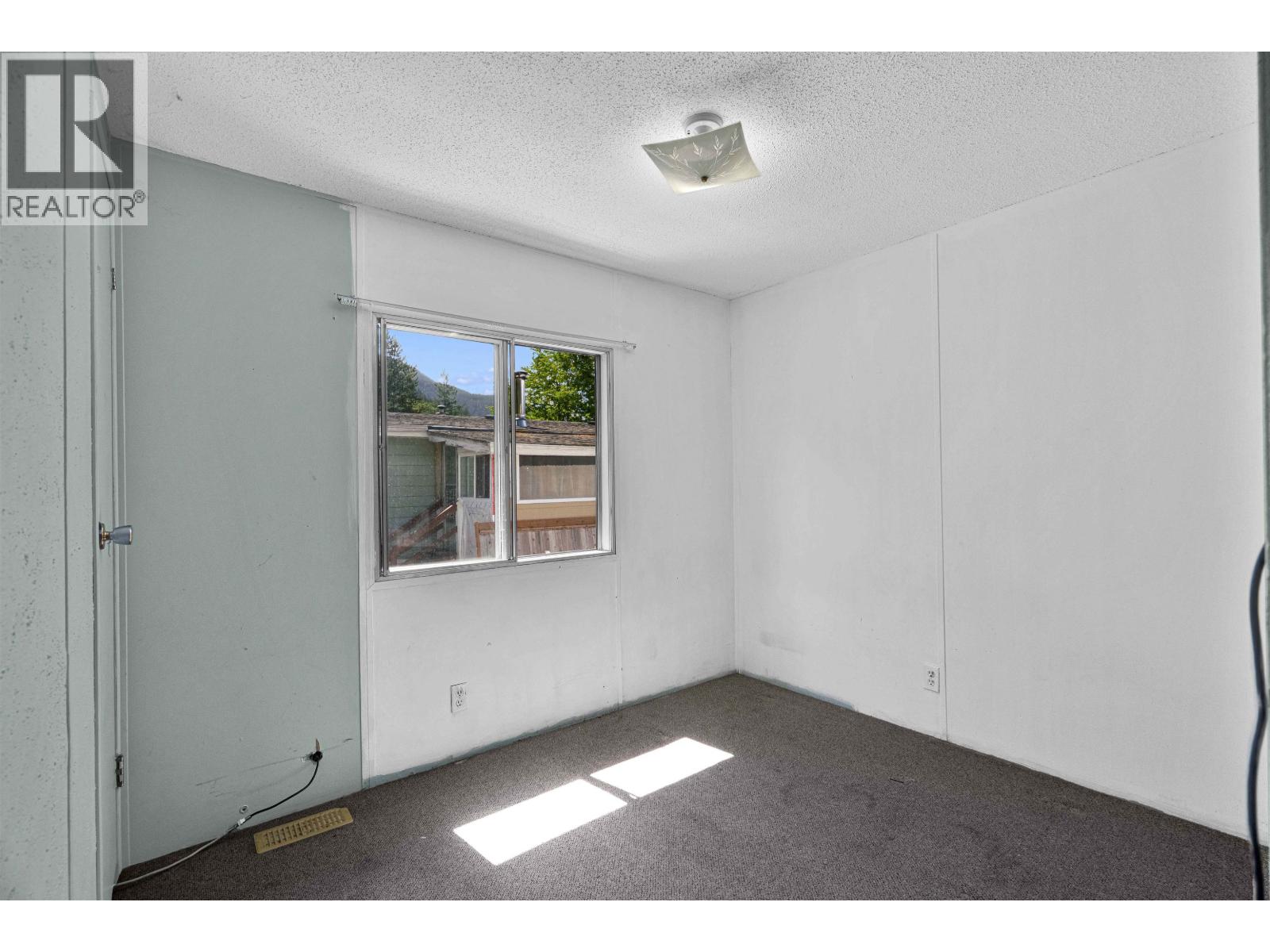 819 Britannia Way Property Photo 8