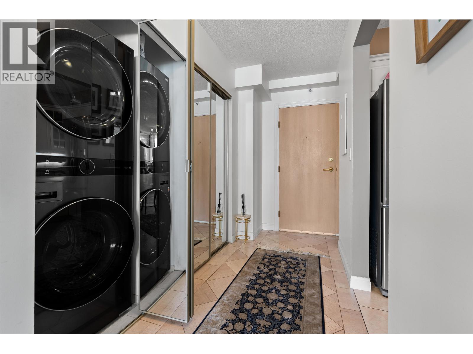 12d 328 Taylor Way Property Photo 32